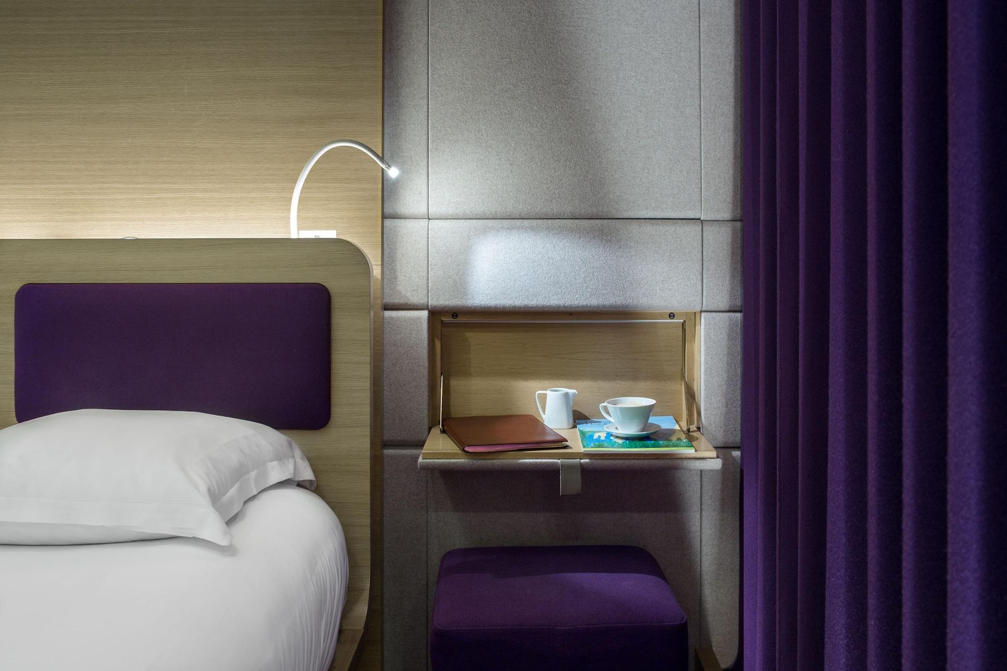 Hotel Odyssey By Elegancia 3*