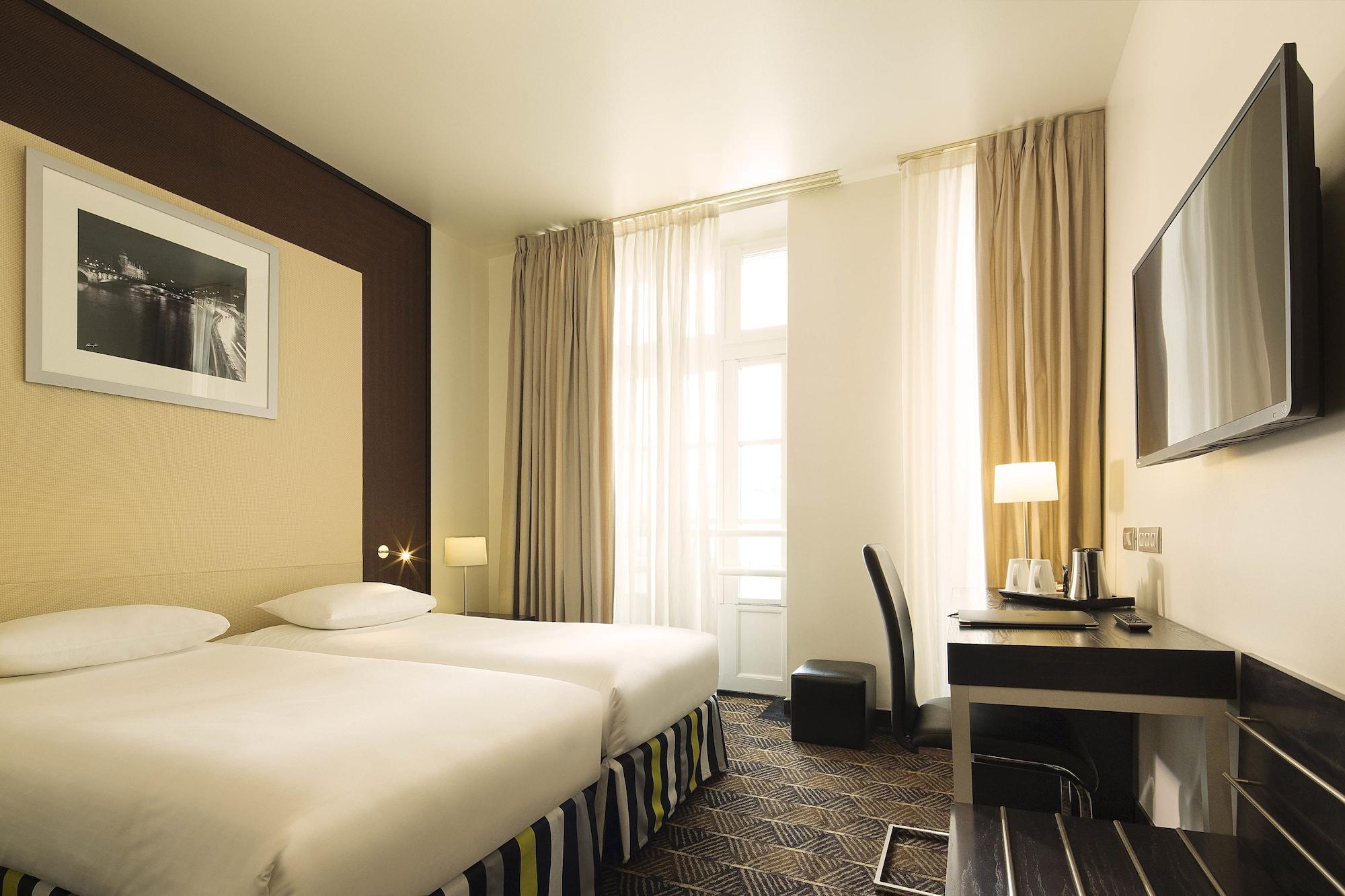 Le M Hotel