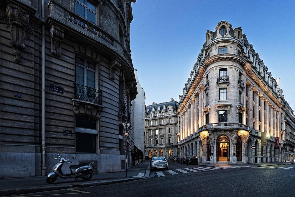Banke Opera, Autograph Collection 5* Paris