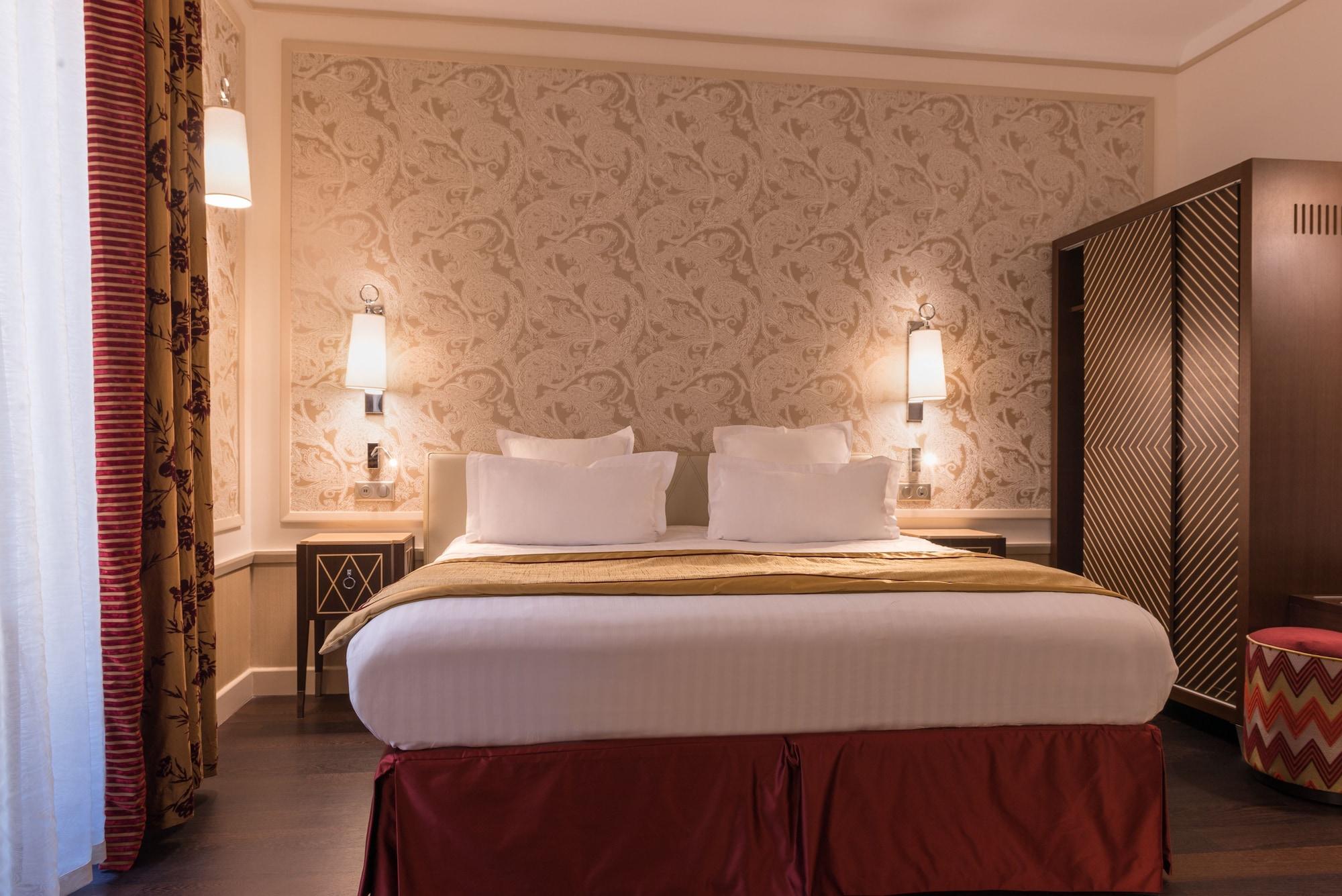 Hotel Crystal 3*