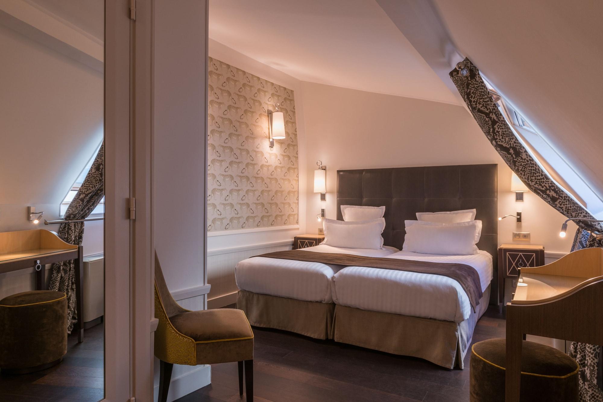 Crystal Hotel