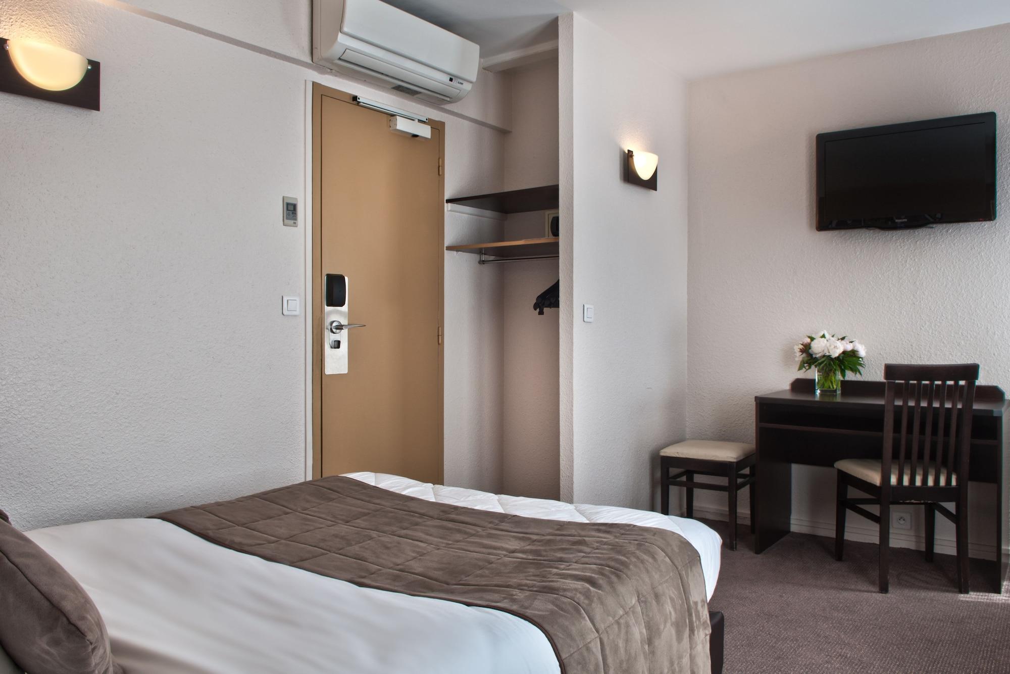 Hotel Les Hauts De Passy - Trocadero Eiffel 3*