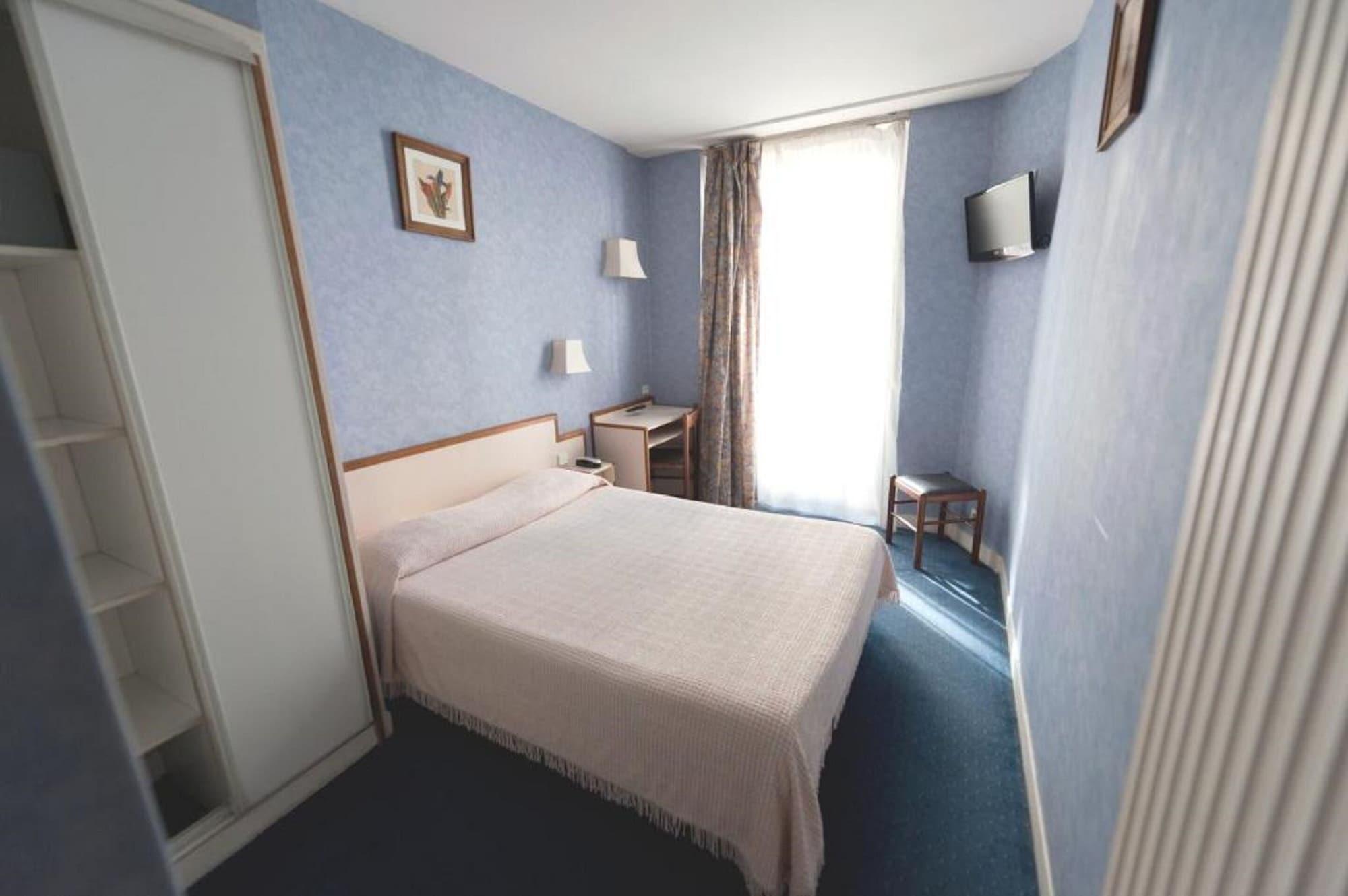 Royal Bergère Hotel 3*