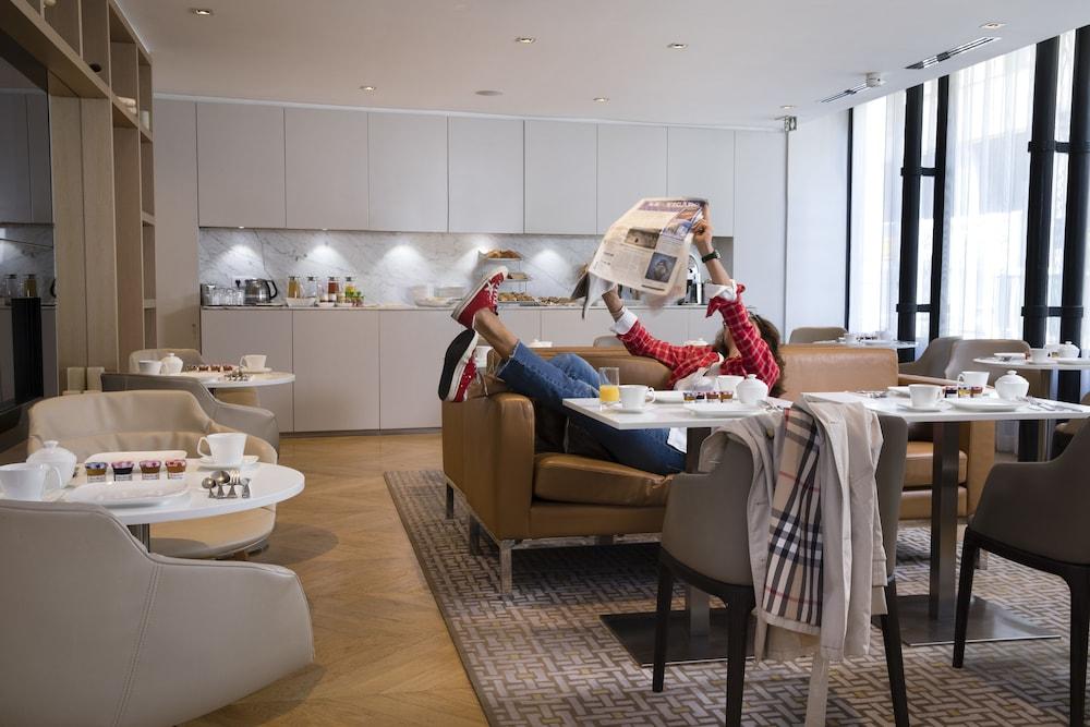 R De - Boutique Hotel