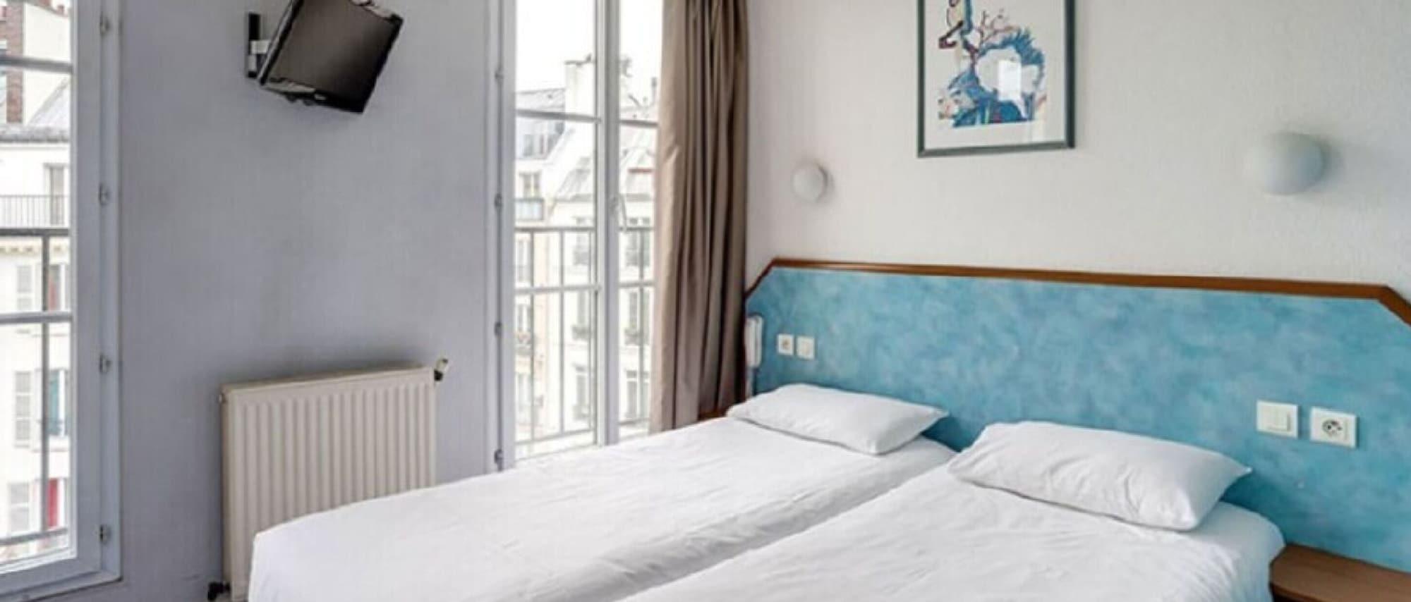 Hotel Royal Mansart 2*