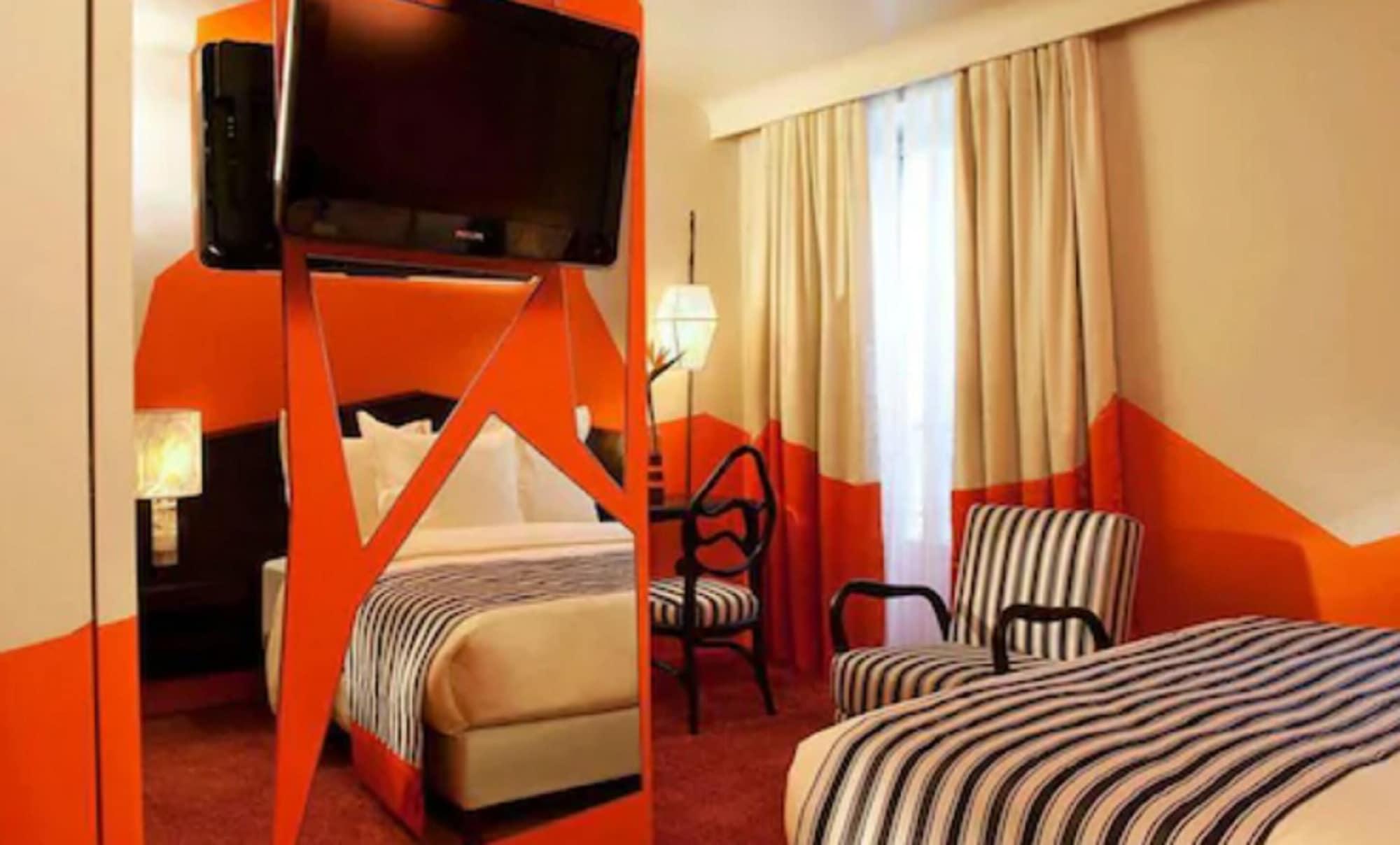 Cristal Champs Elysees Hotel 4*