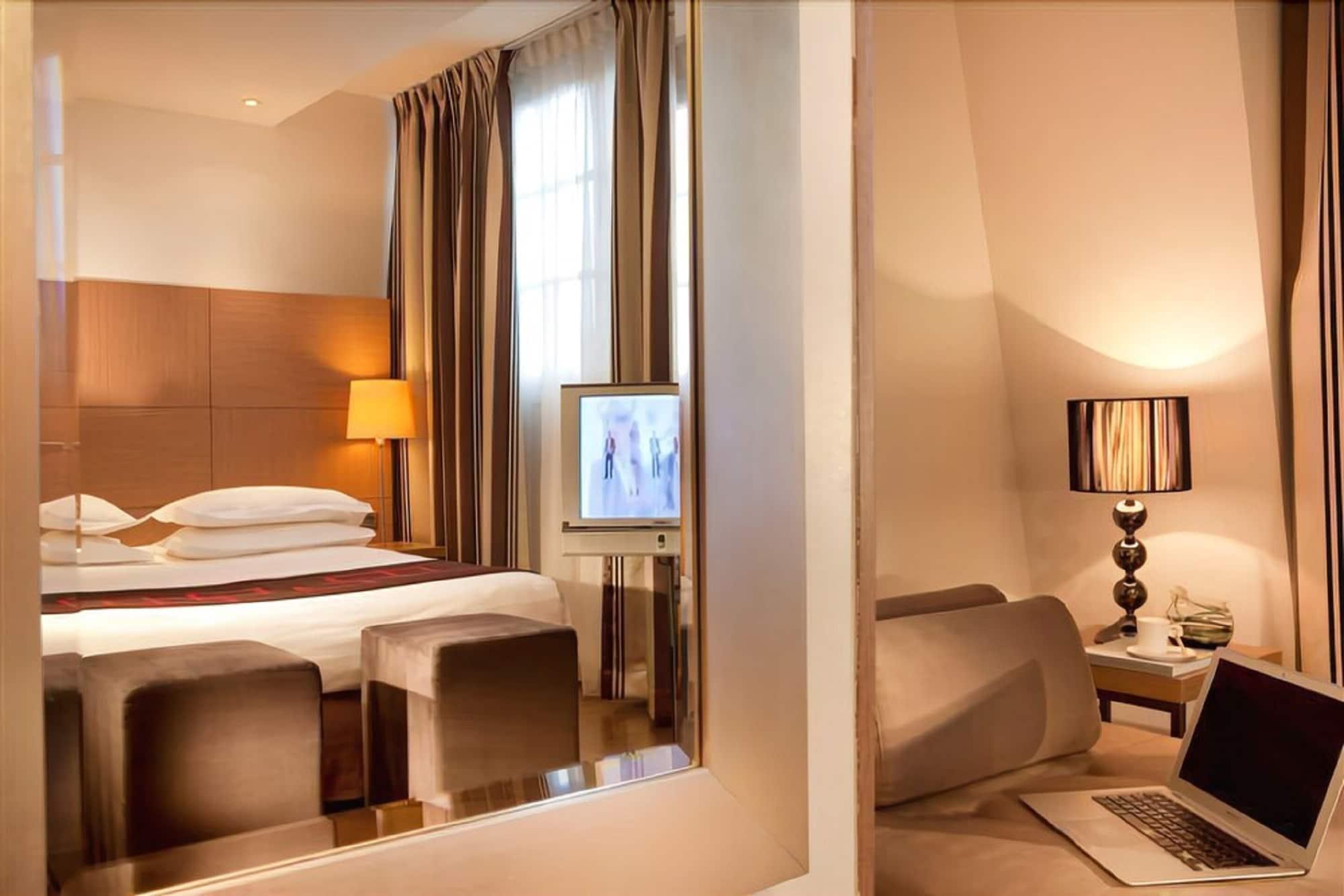 Villathena Hotel