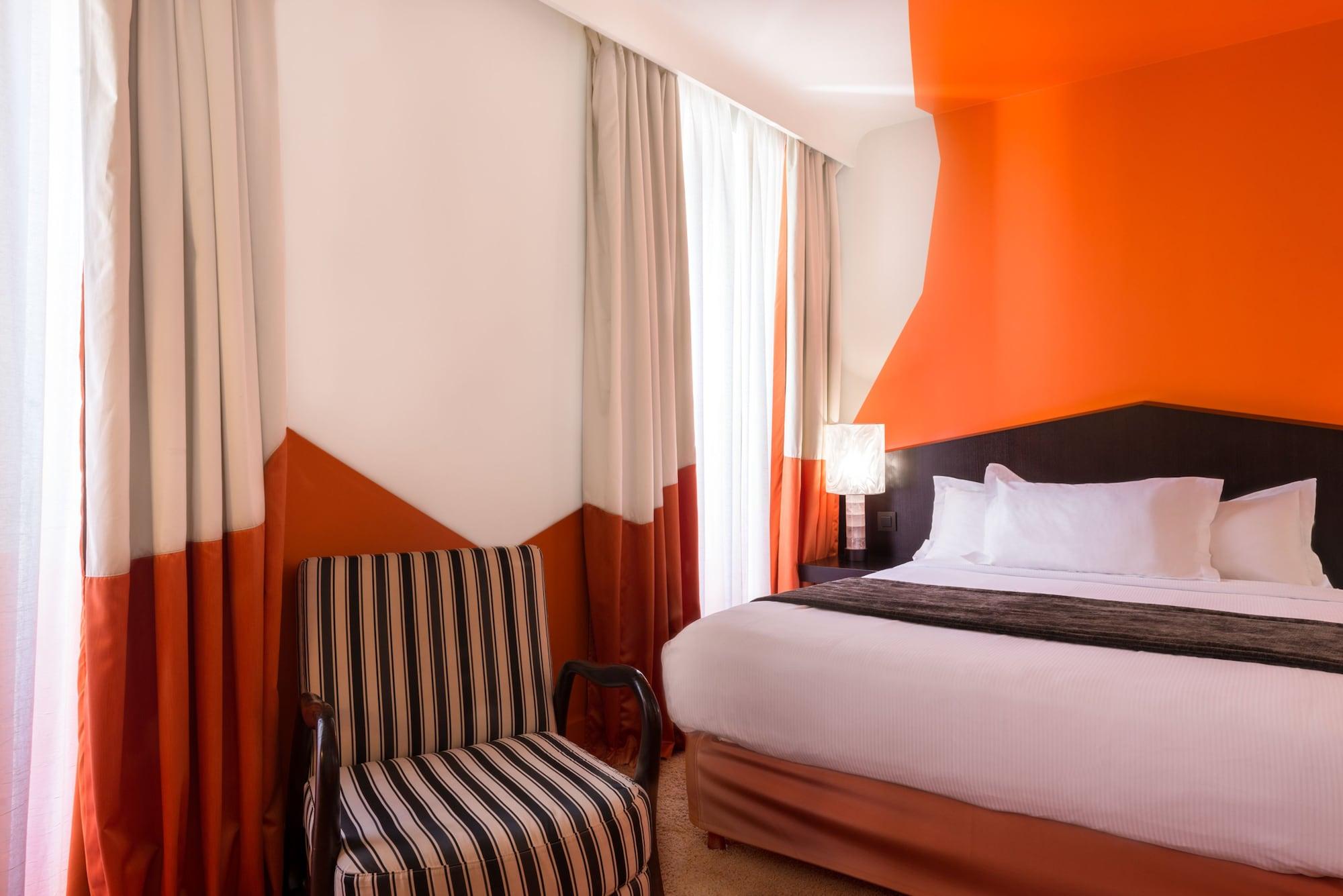 Hotel Cristal Champs Elysees 4*
