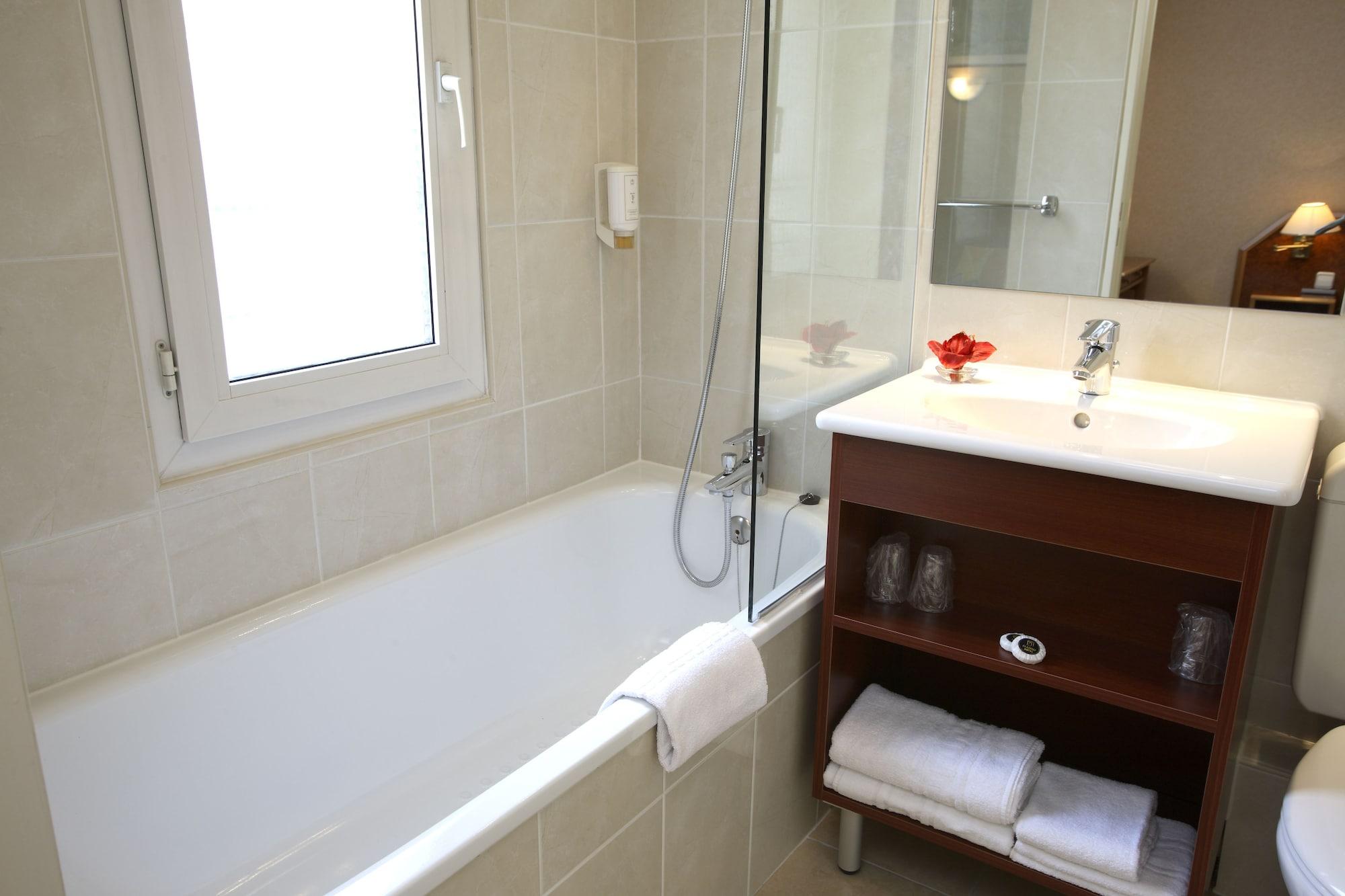 Diese Bastille Hotel 3*