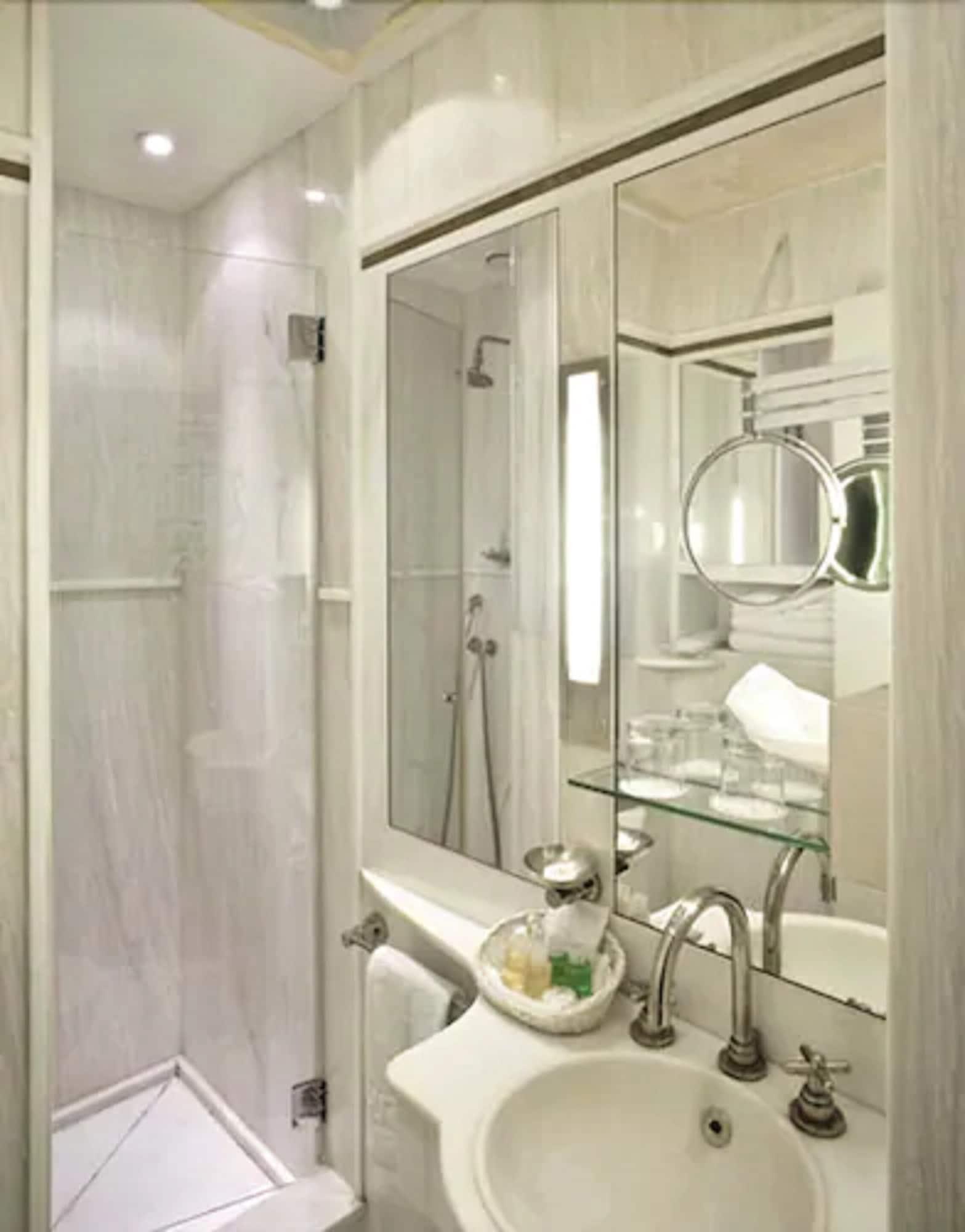 Hotel Gavarni 3*