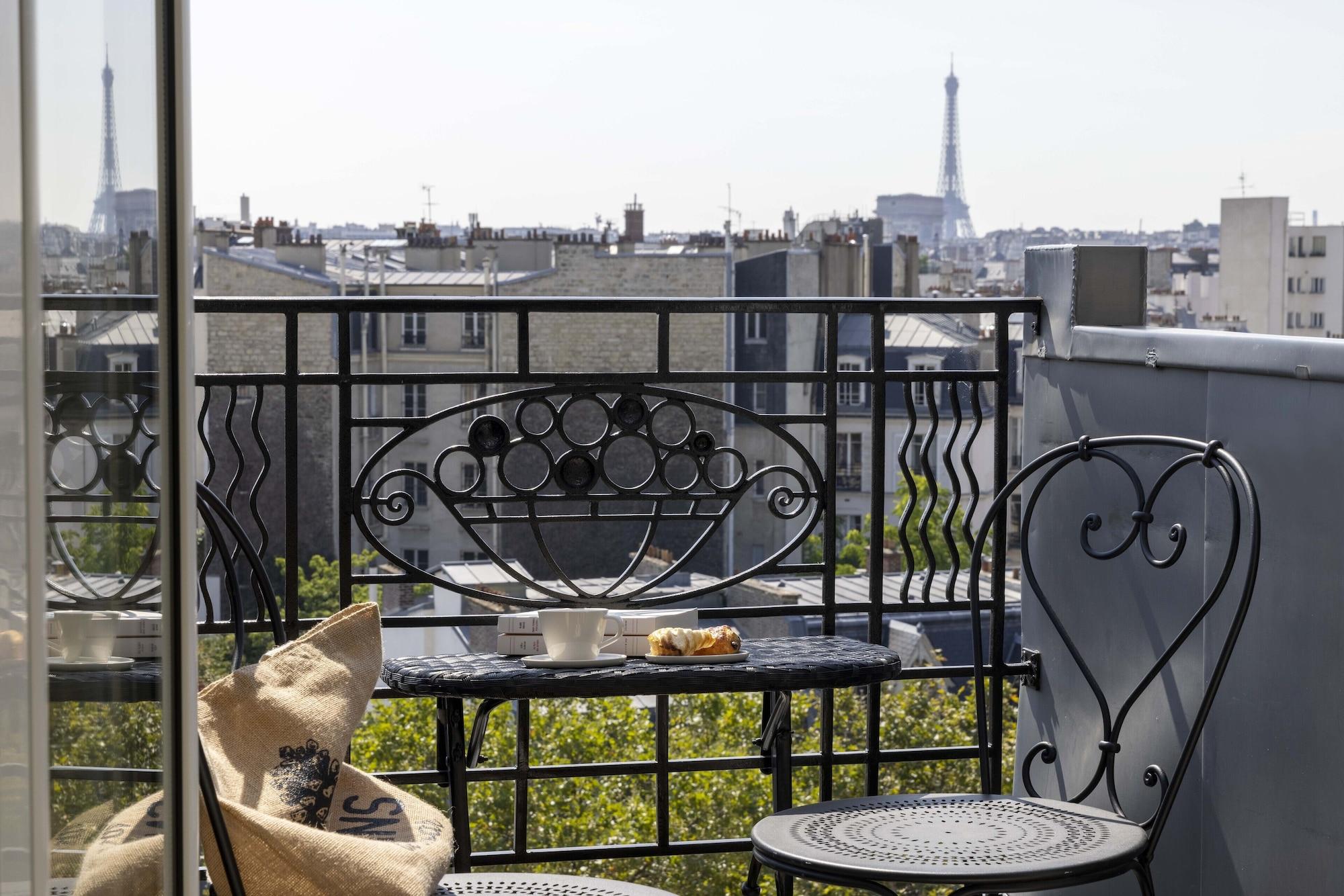 De Banville Hotel