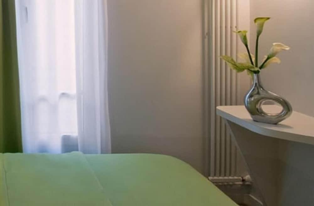 Le Bailli De Suffren Paris