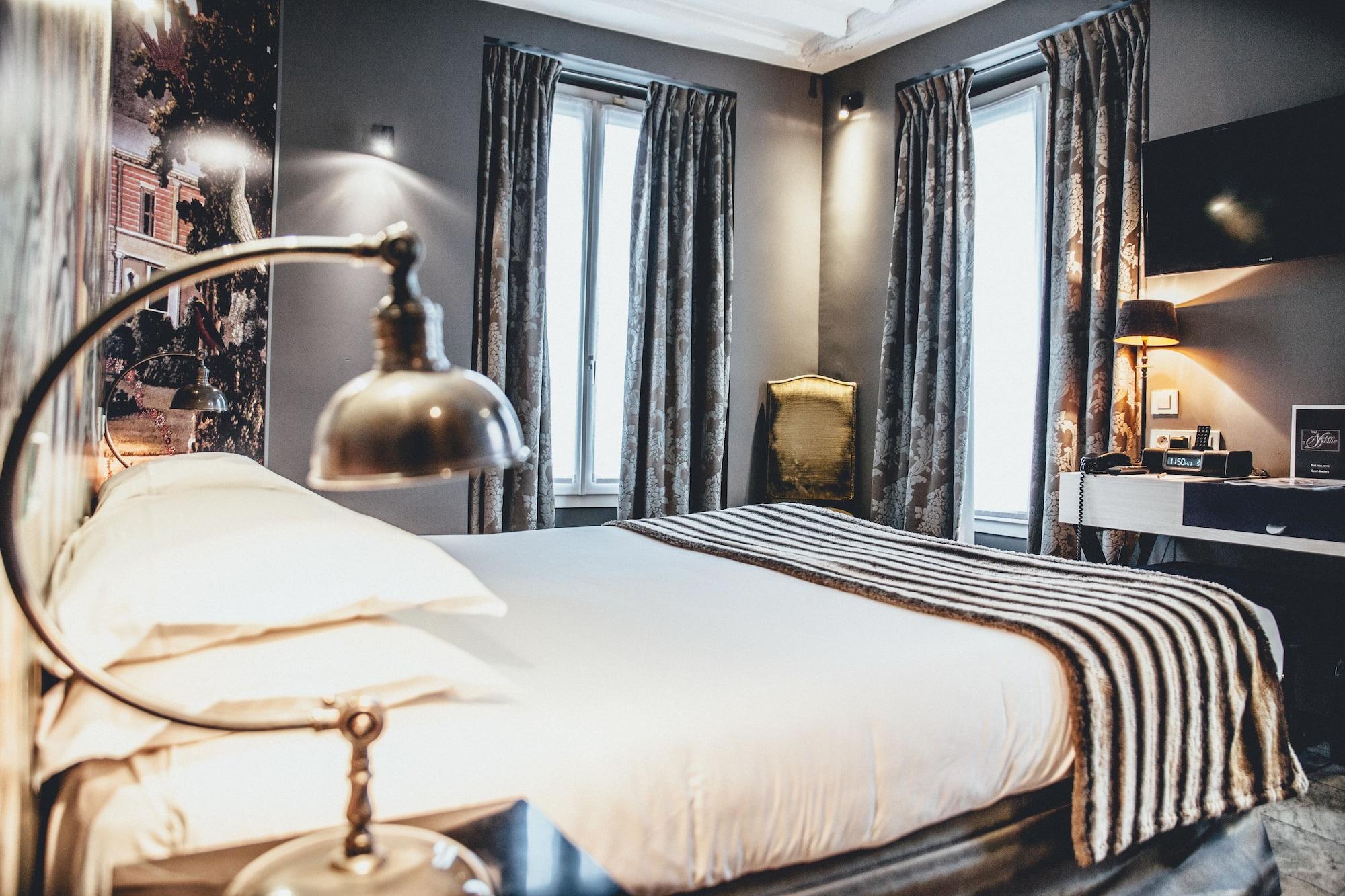 Le Notre Dame Saint Michel Hotel