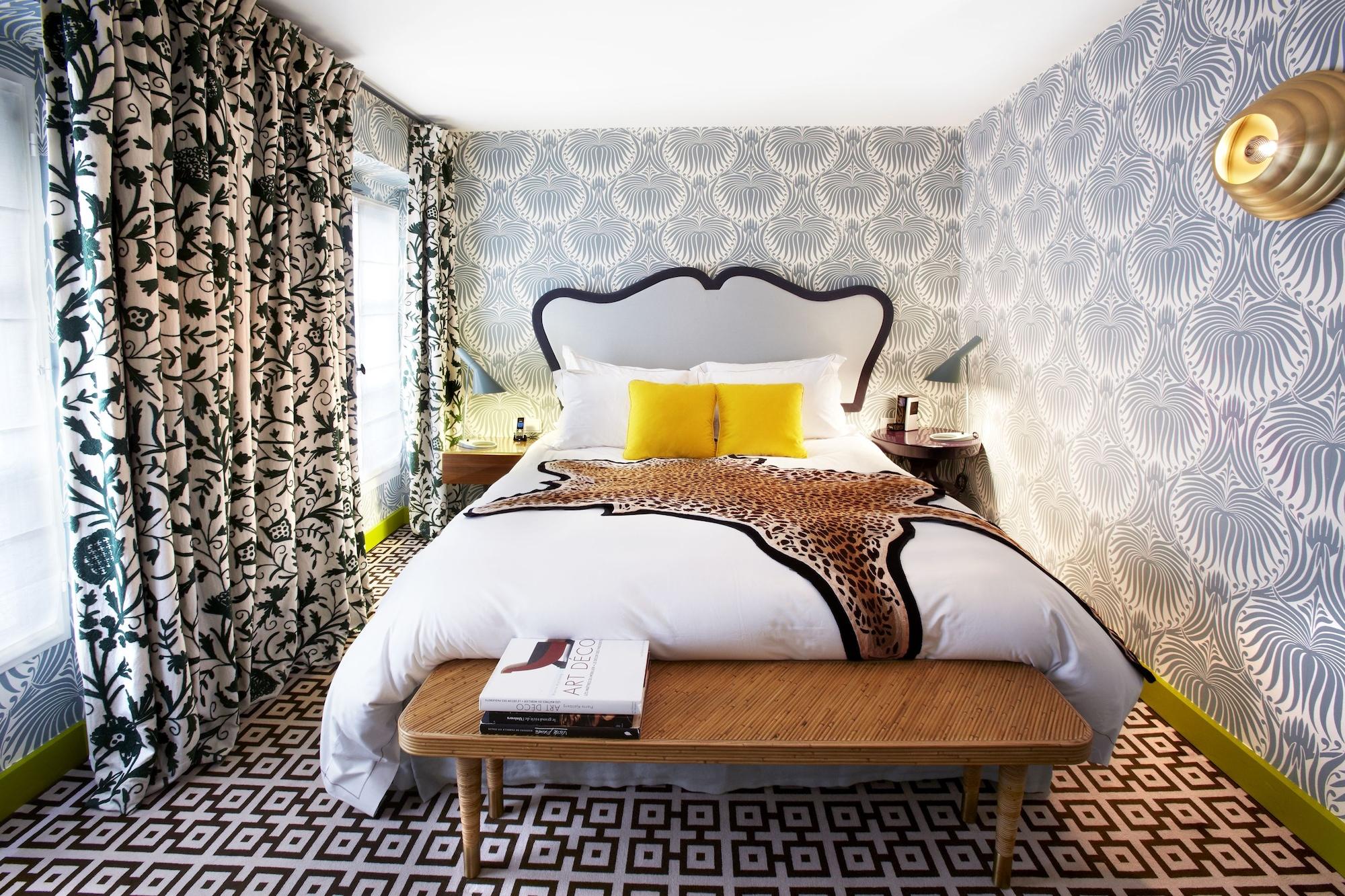 Hotel Thoumieux 4*