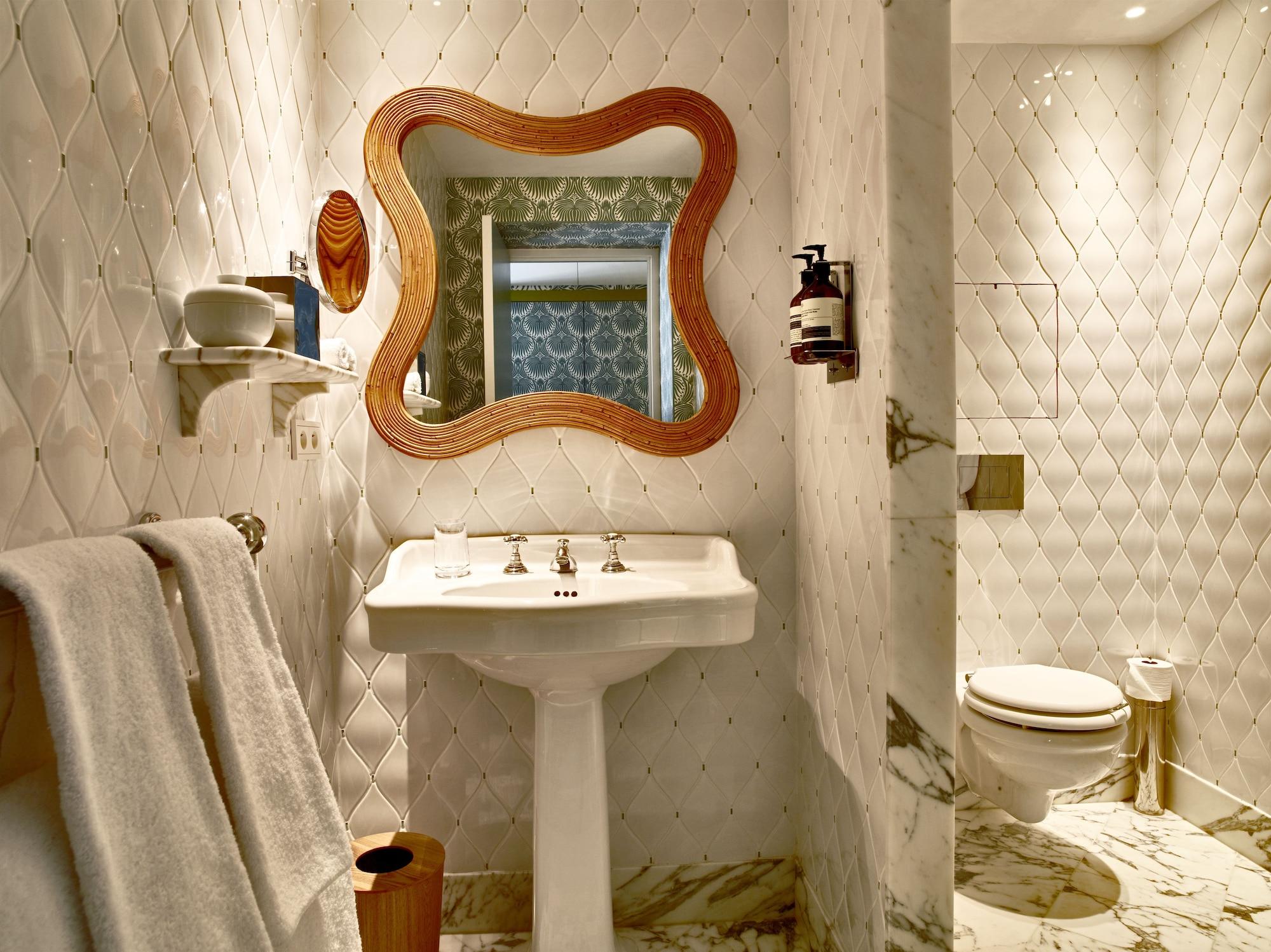 Thoumieux Hotel 4*