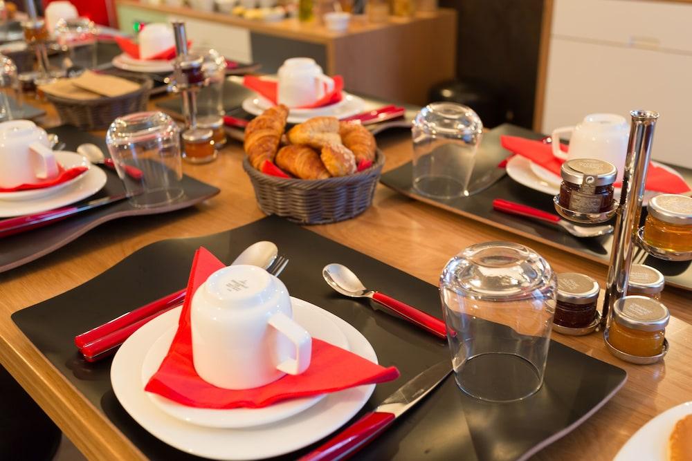 Hotel Crayon Rouge Paris