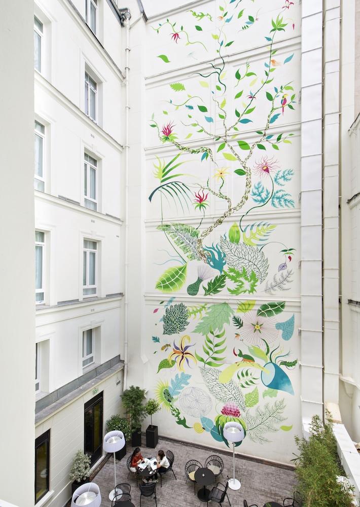 Pavillon Saint Augustin Paris