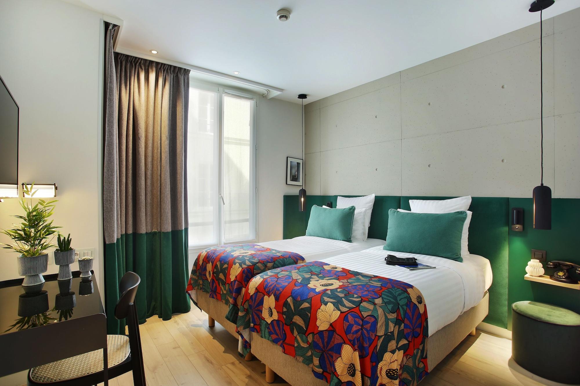 Hotel Le Basile Paris