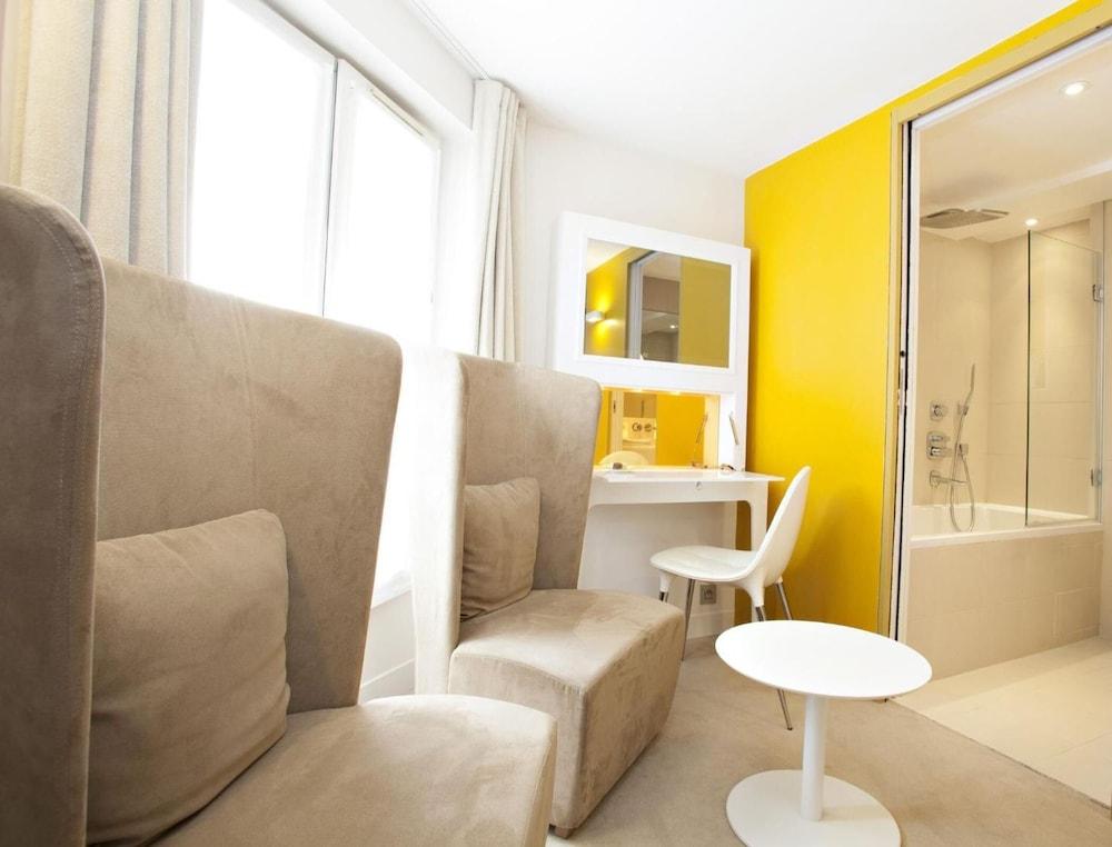Elysée Secret Hotel