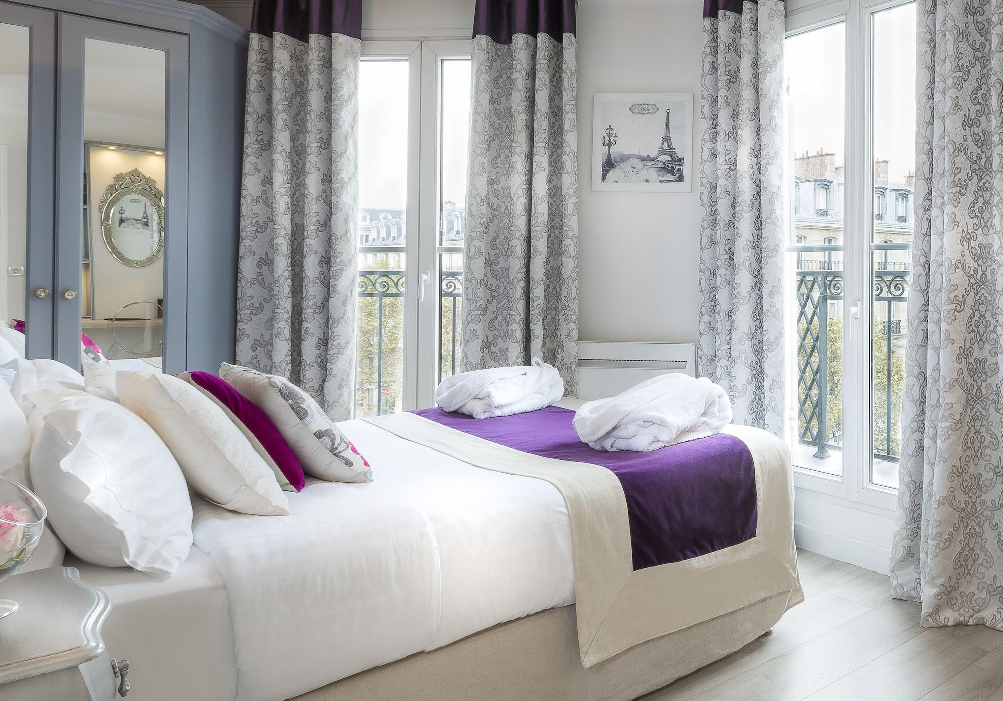 Cluny Square 3*
