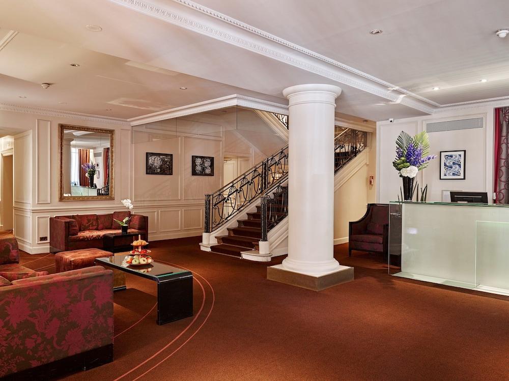 La Tremoille Hotel 3*