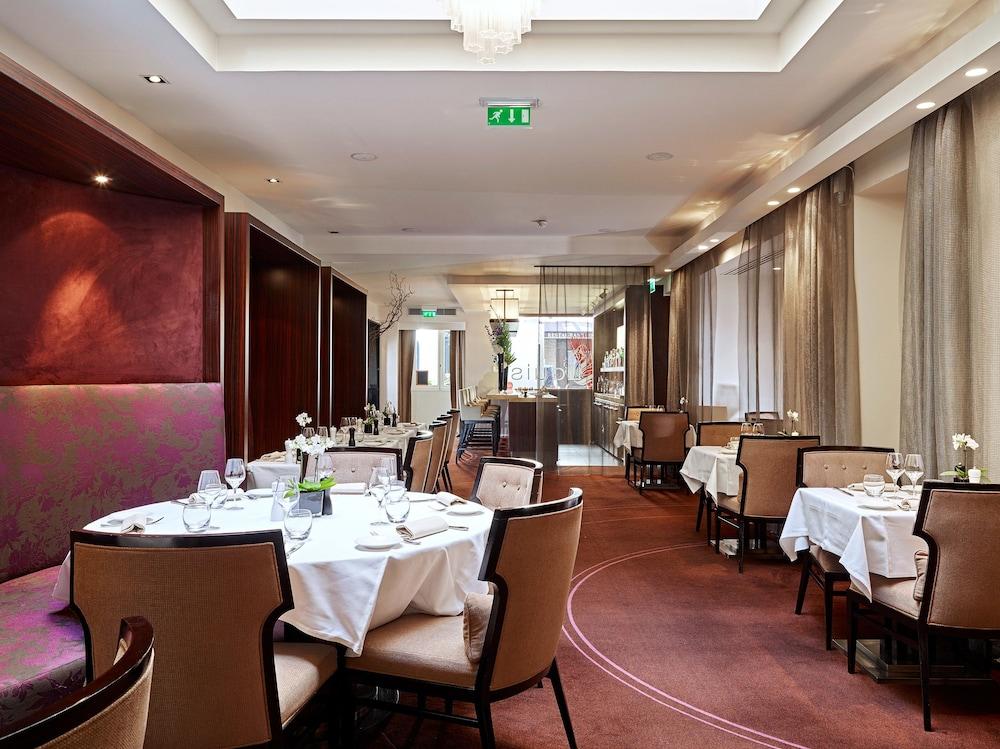 La Tremoille Hotel