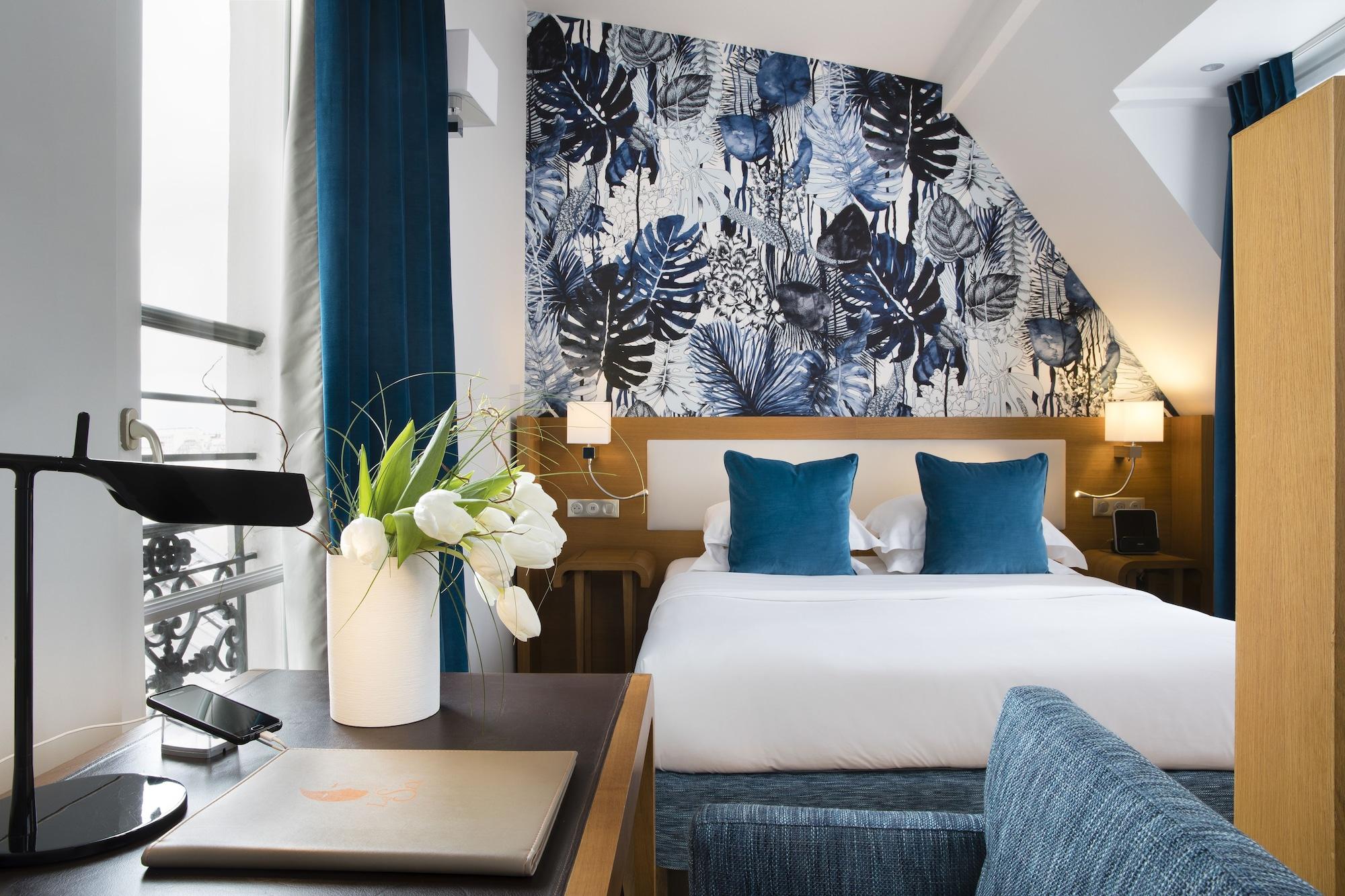 Le Six 4* Paris