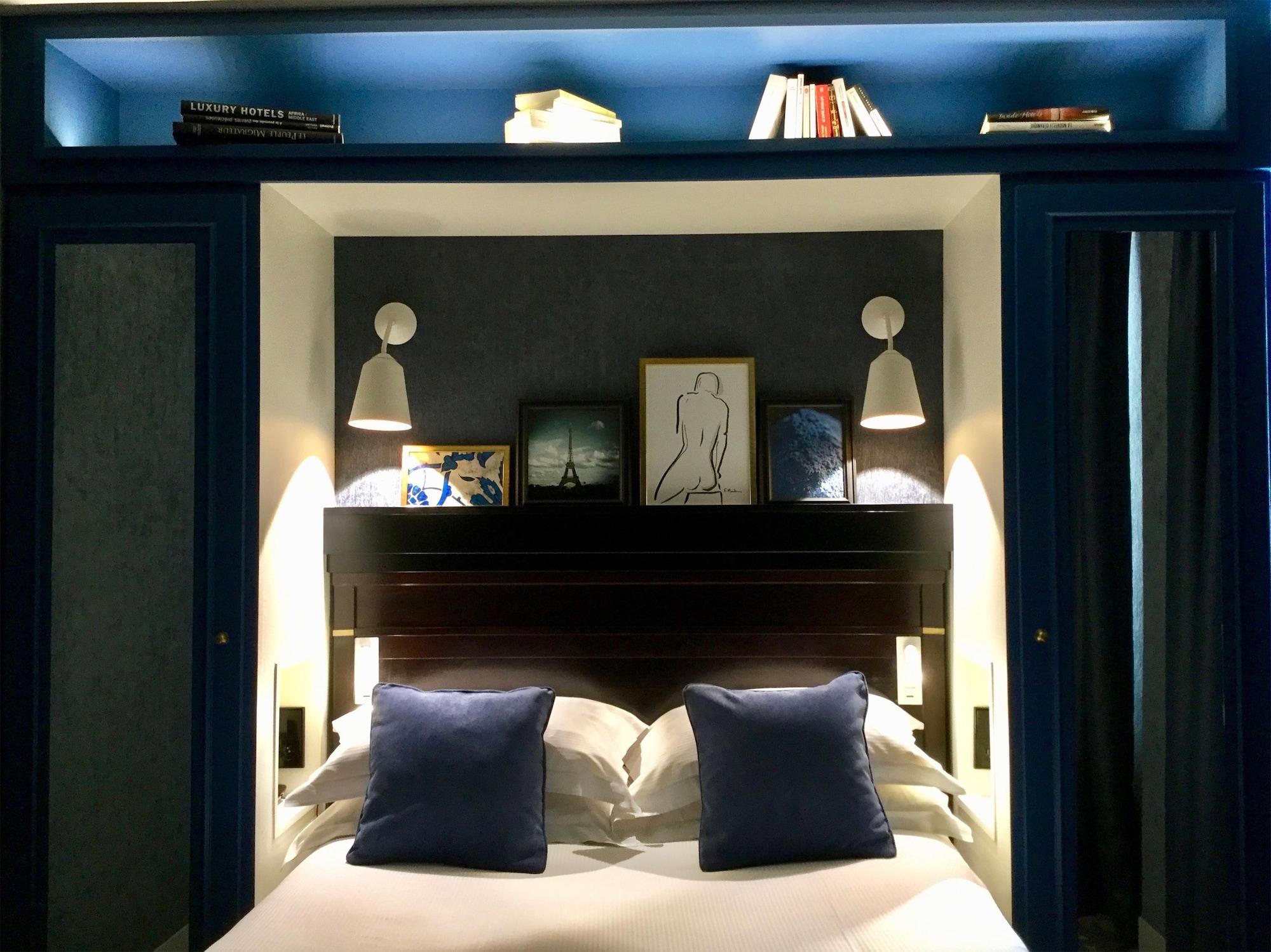 De Neuville Arc De Triomphe Hotel Paris