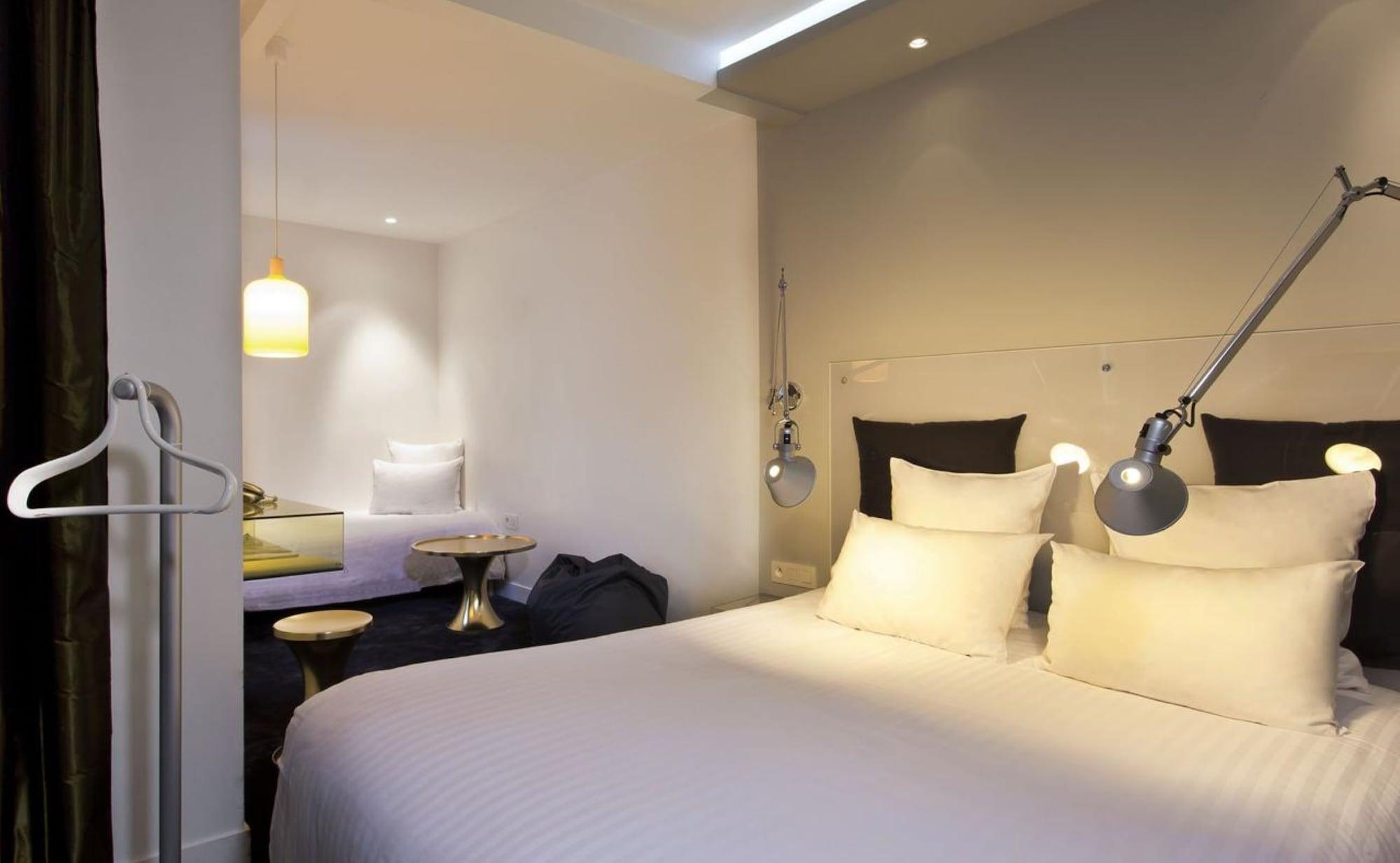 Hotel Color Design 3*