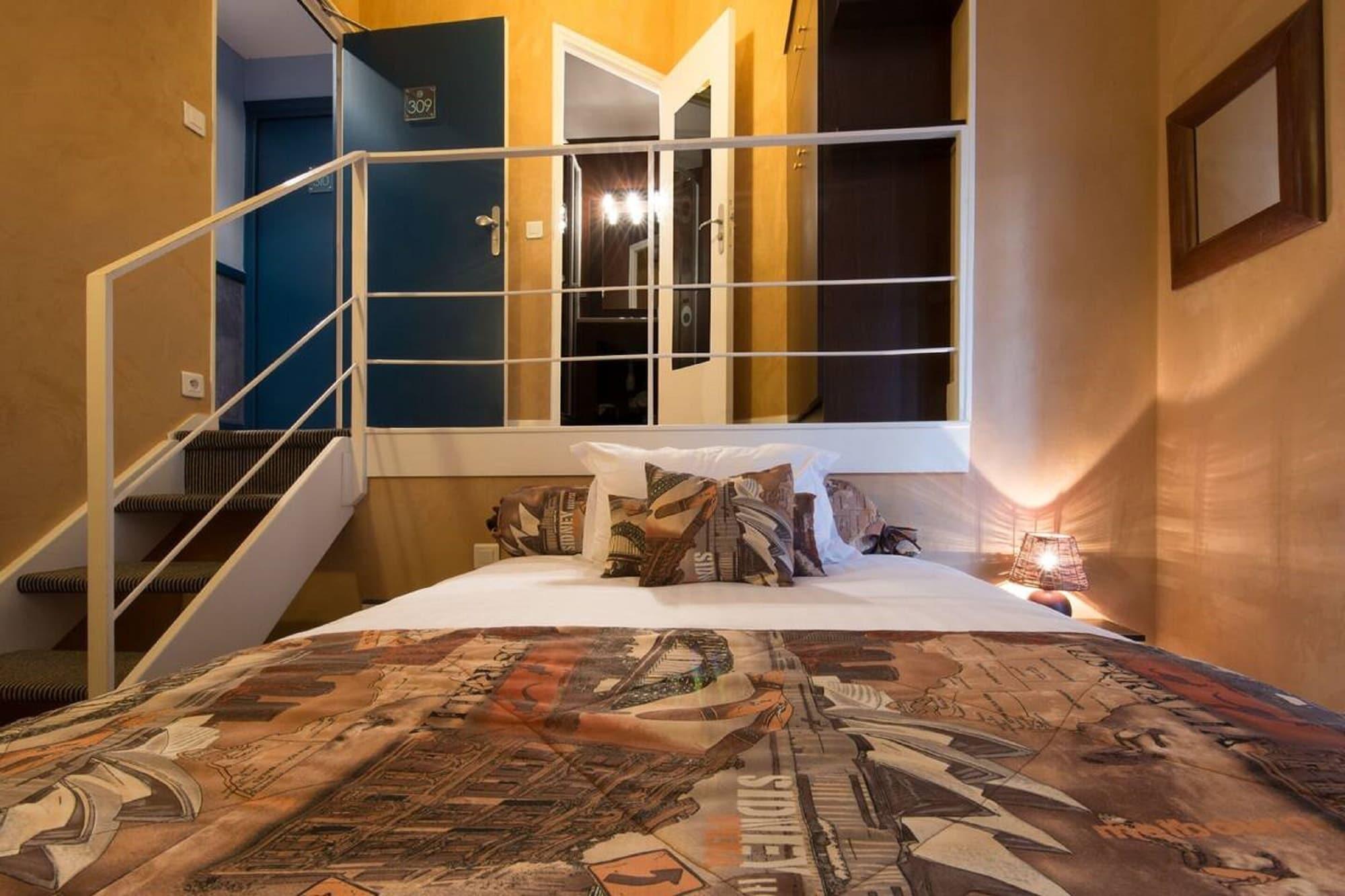 Makom Pereire 3*