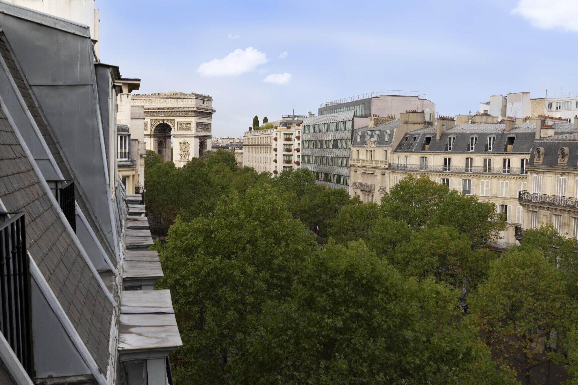 Royal Champs Elysees 4* Paris