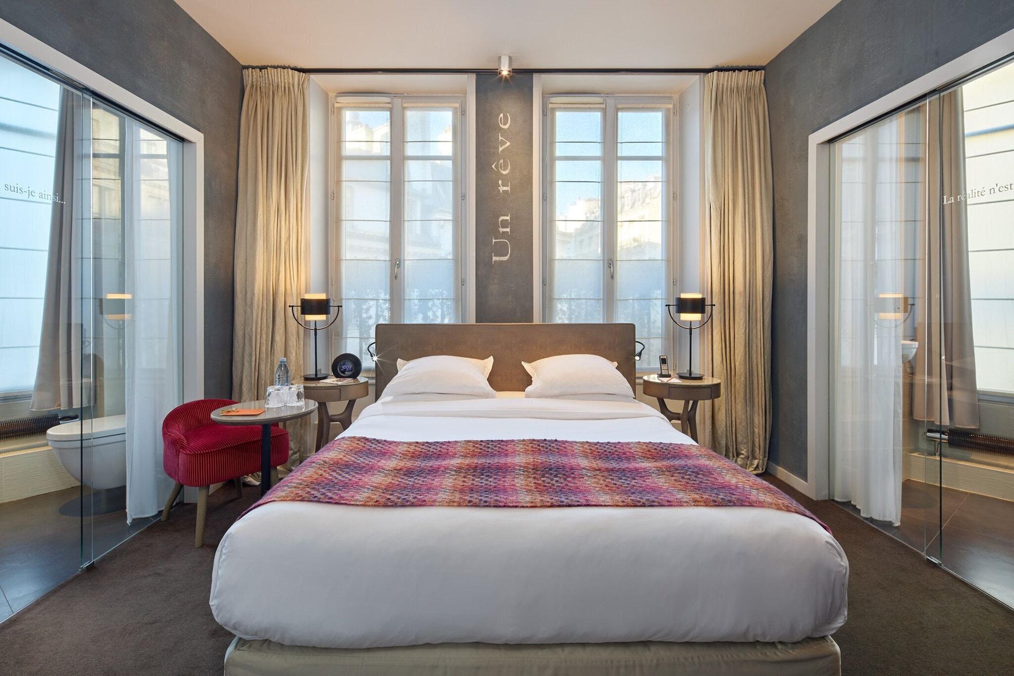 Le Pavillon Des Lettres 4*