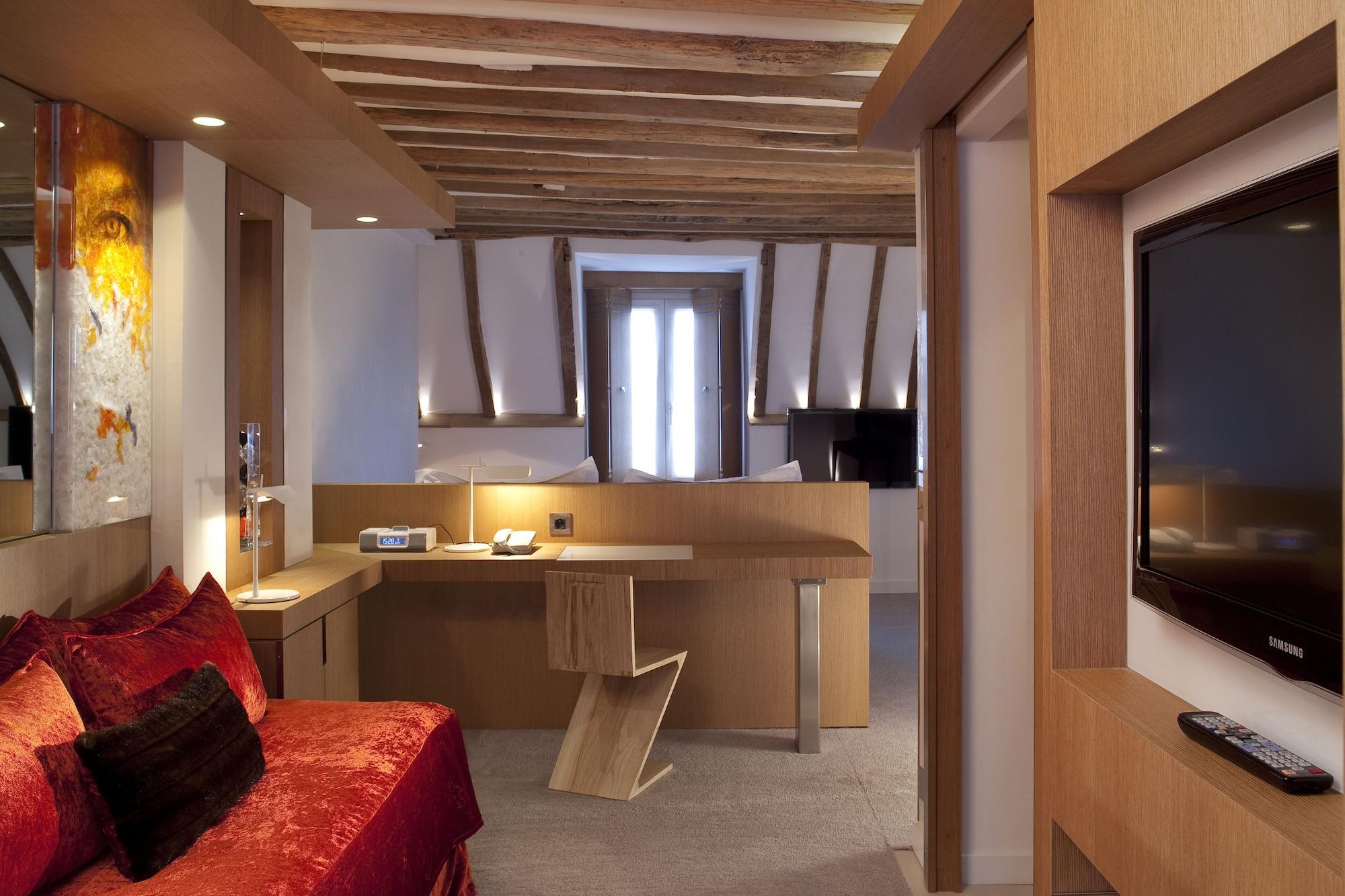 Hotel Select 4*