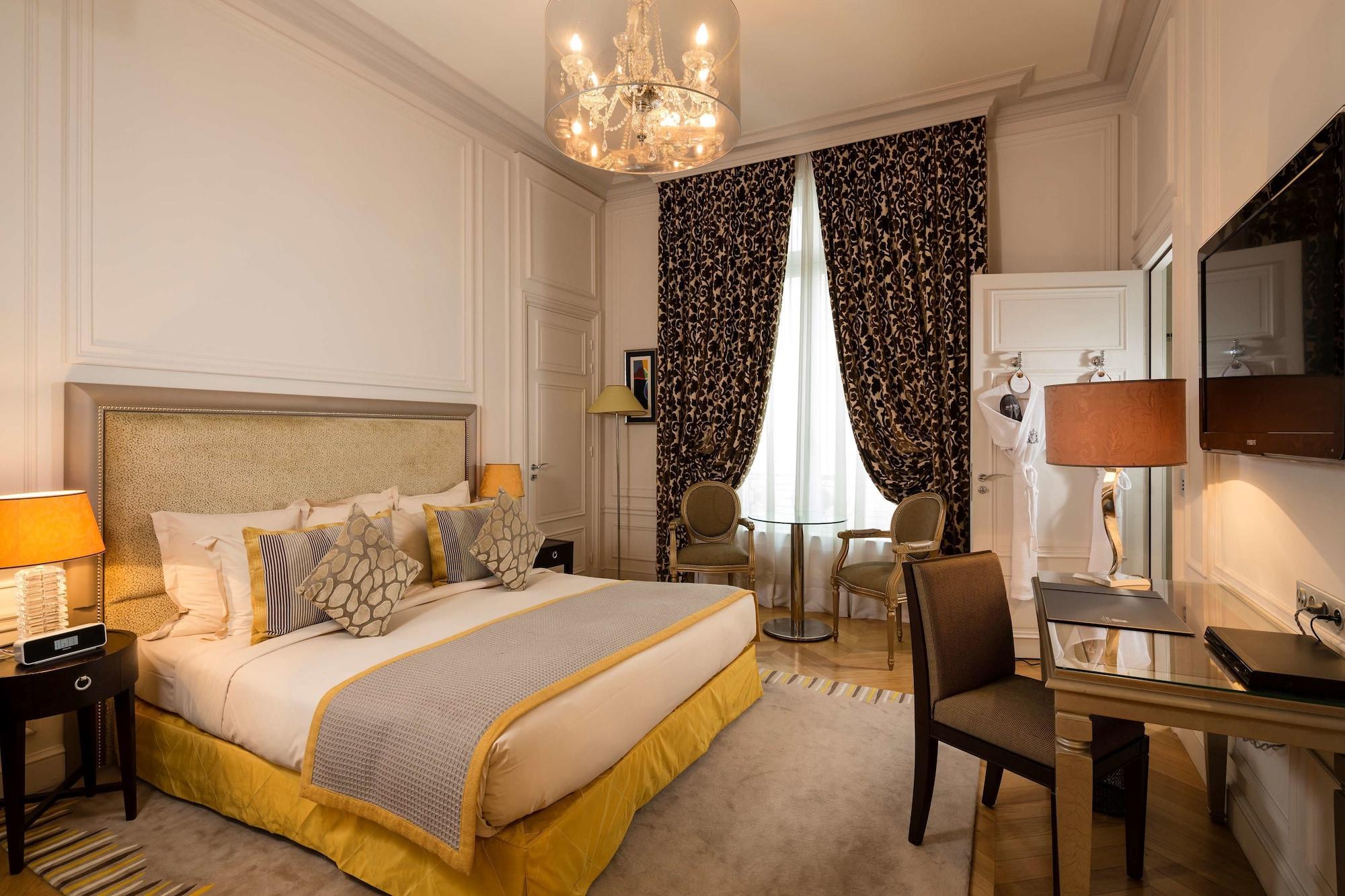 Majestic - Champs Elysees Hotel 5*