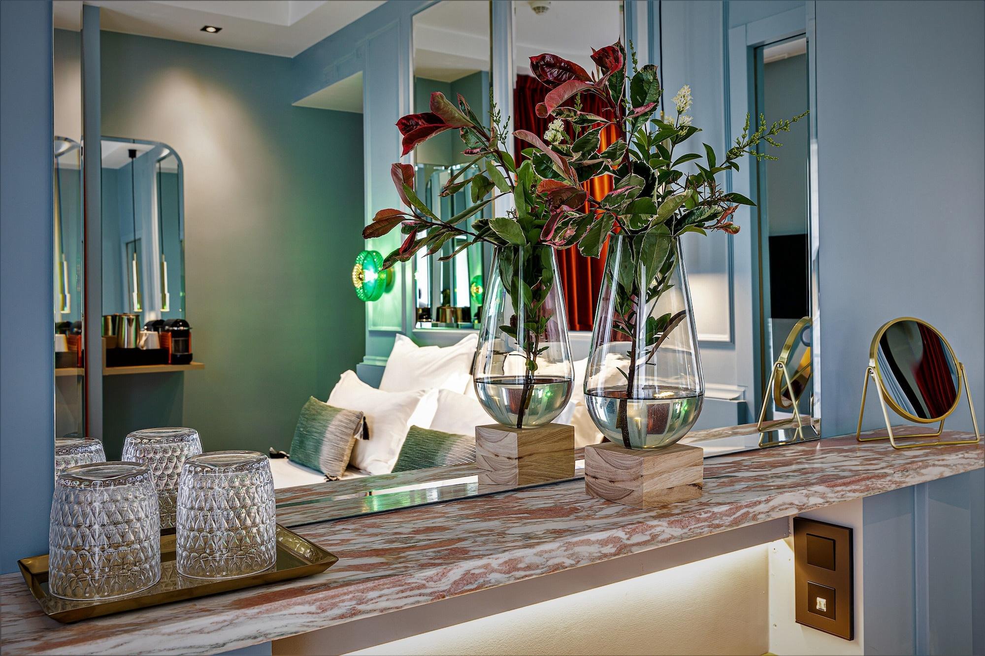 Veryste & 4* Paris