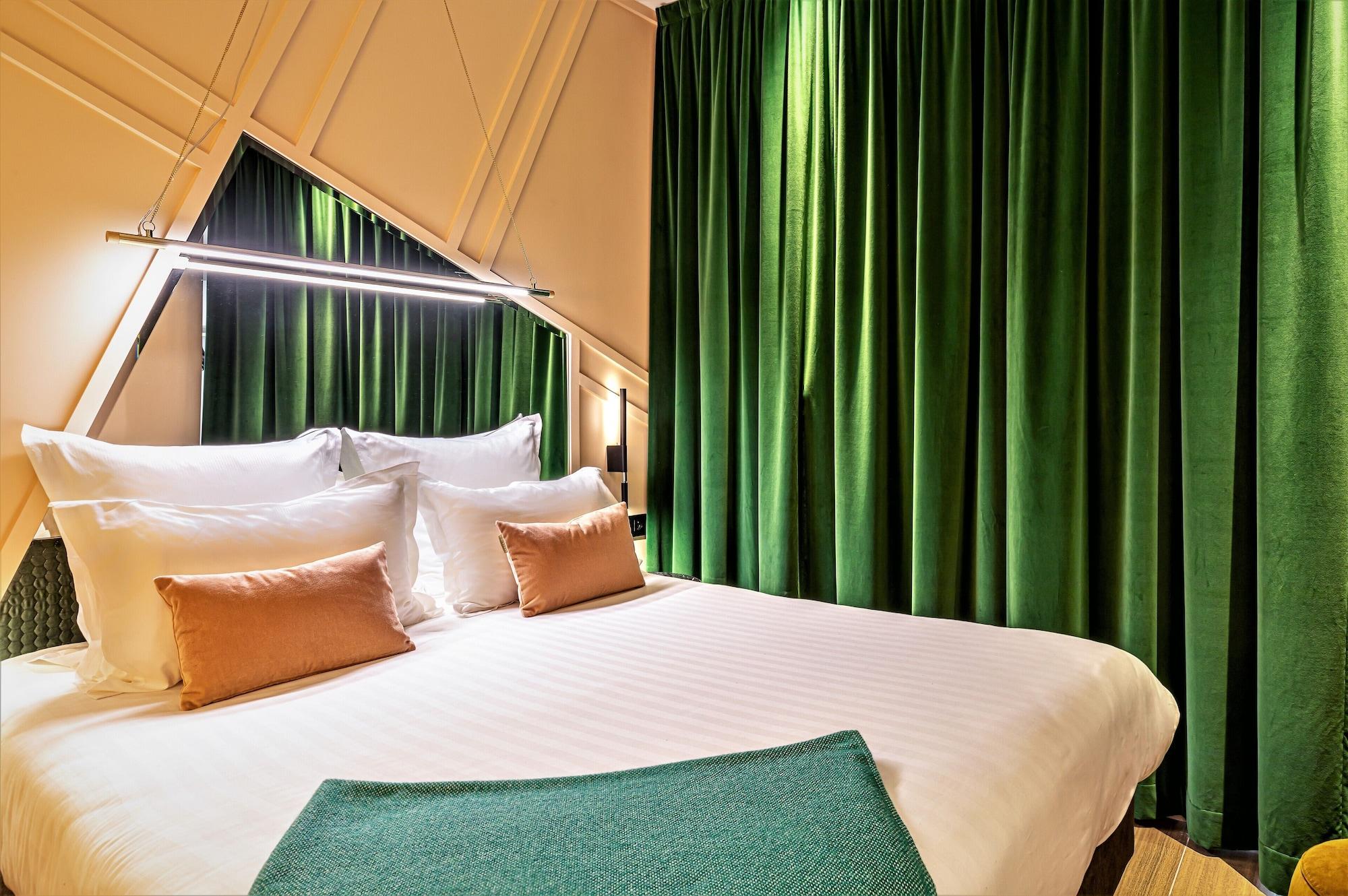 Veryste & Hotel Paris