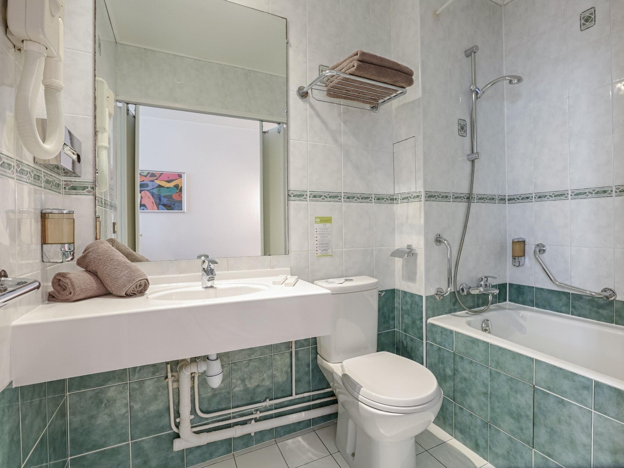 Le Hameau De Passy Hotel 2*