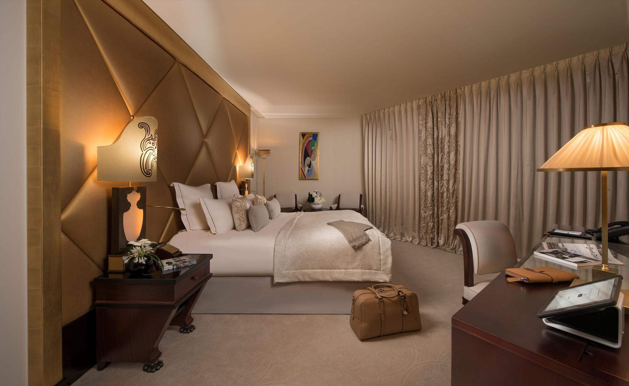 Barrière Fouquet's Hotel 5*