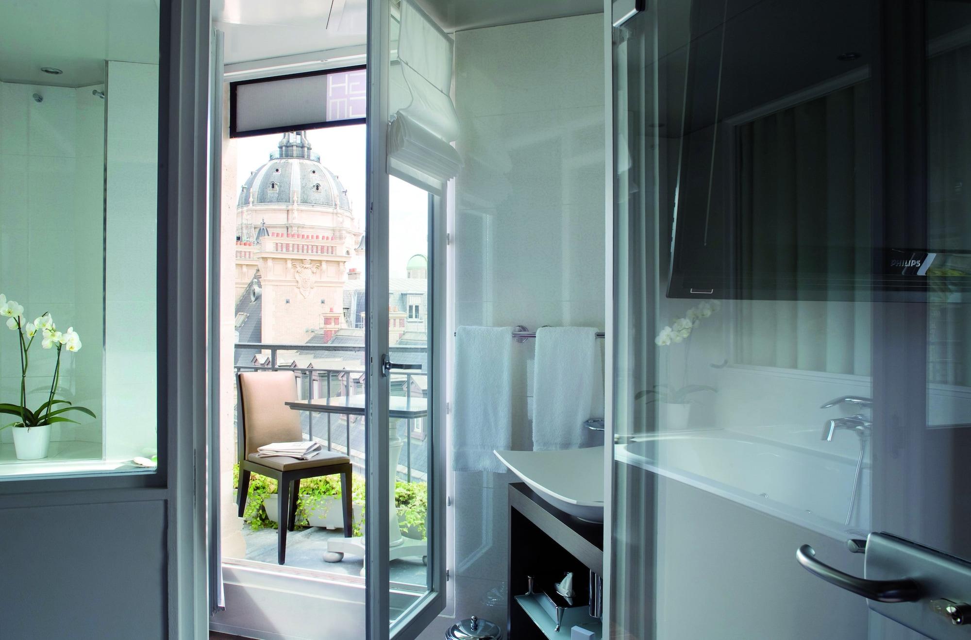 Hotel Grand Saint Michel 4*