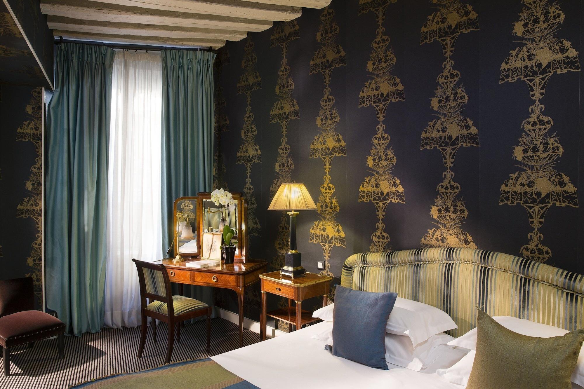 Des Arts Hotel