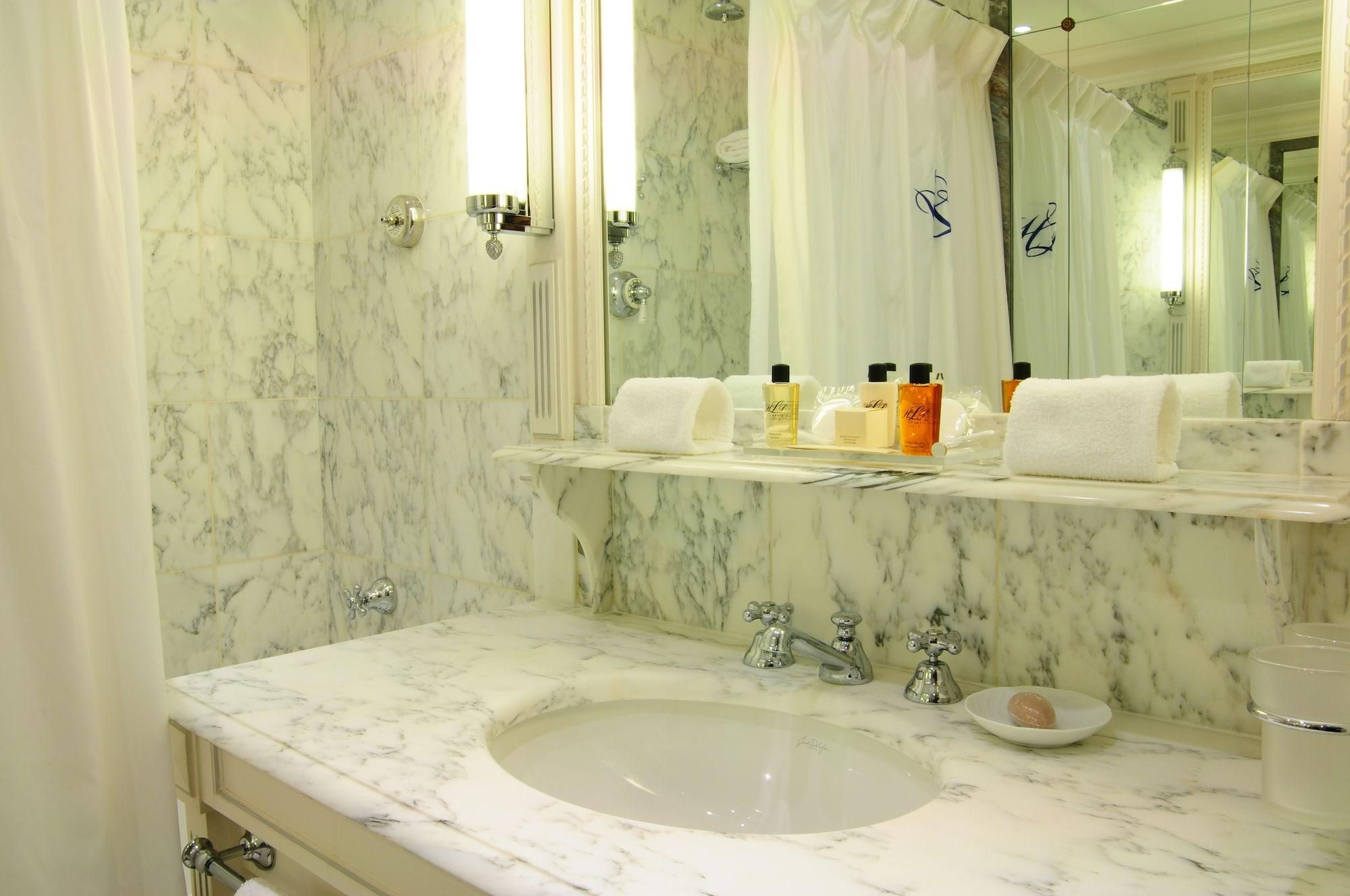 Hotel Luxembourg Parc 4*