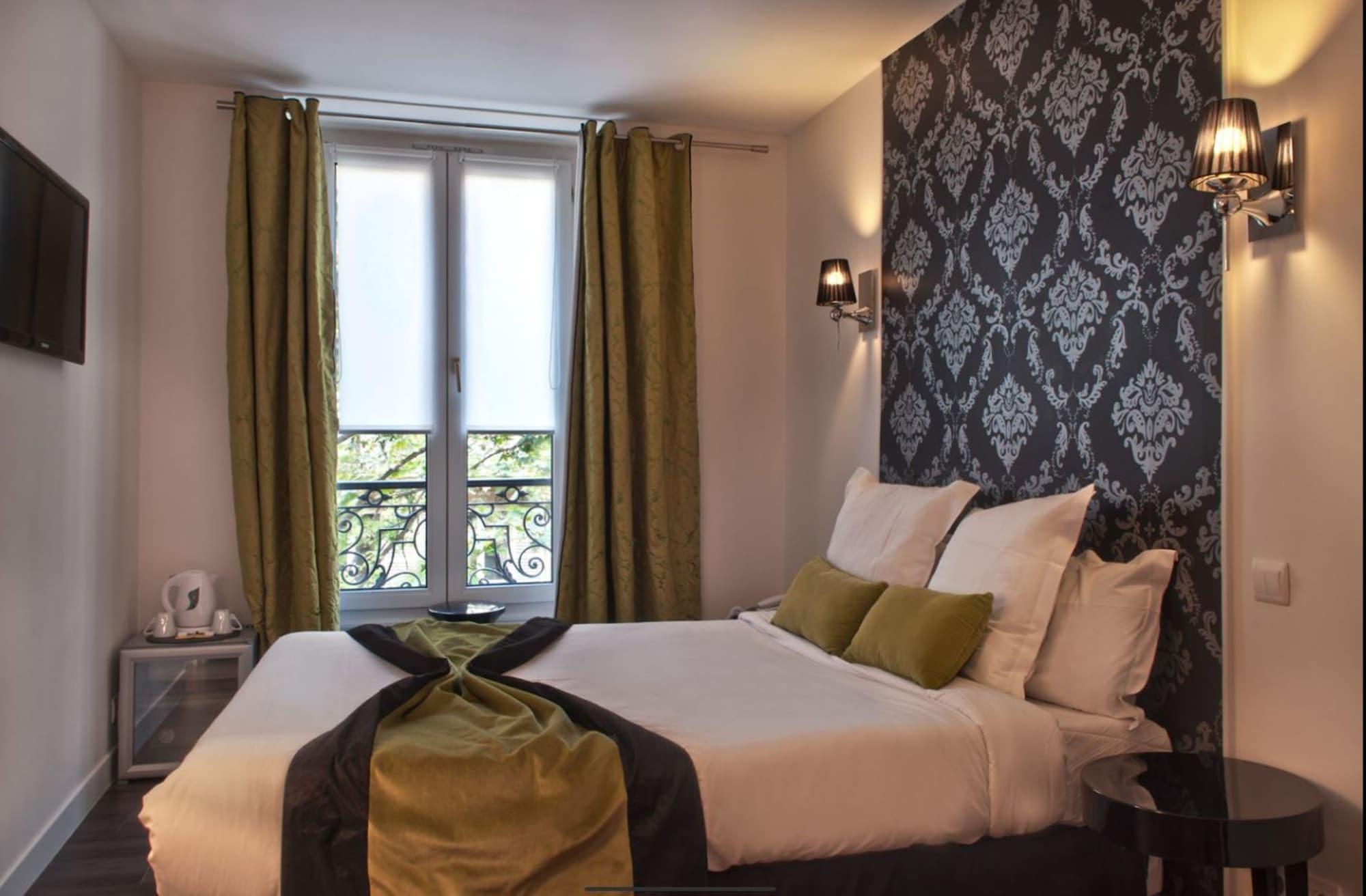 Hotel B Square