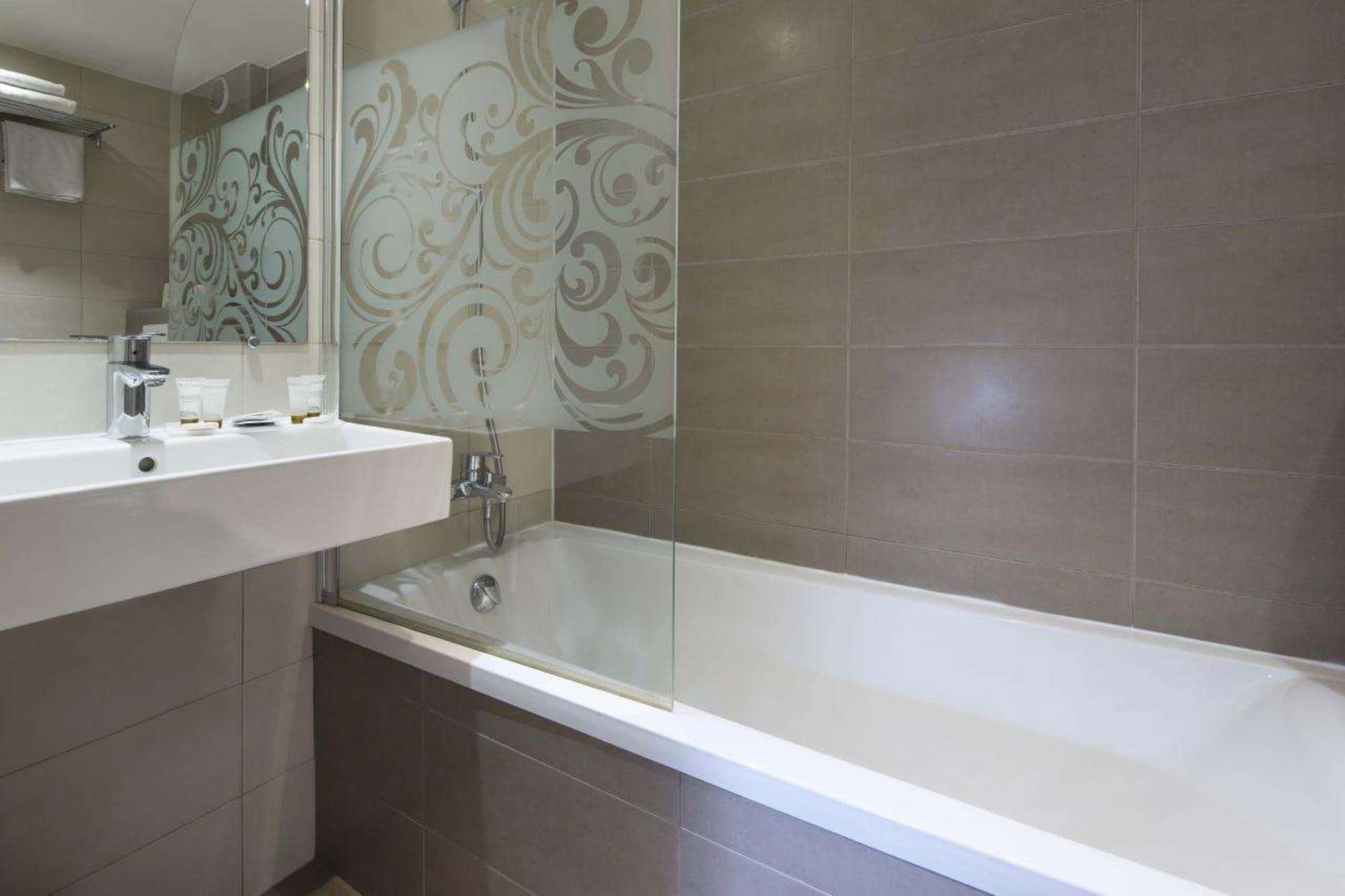Le Compostelle Hotel 3*