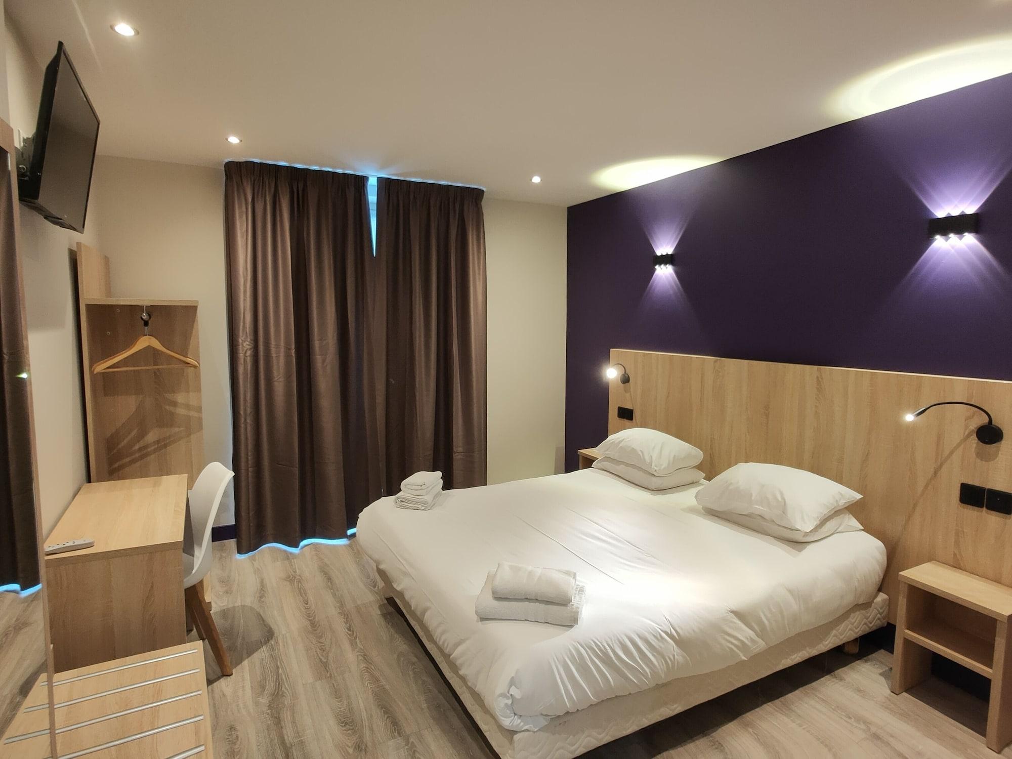 Hotel Modern Est 2*