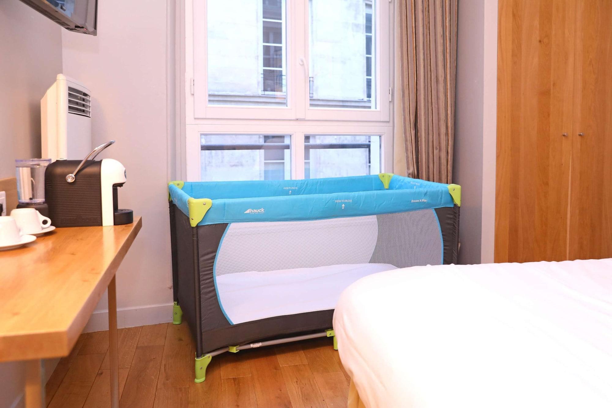 Louvre Richelieu Hotel 3*