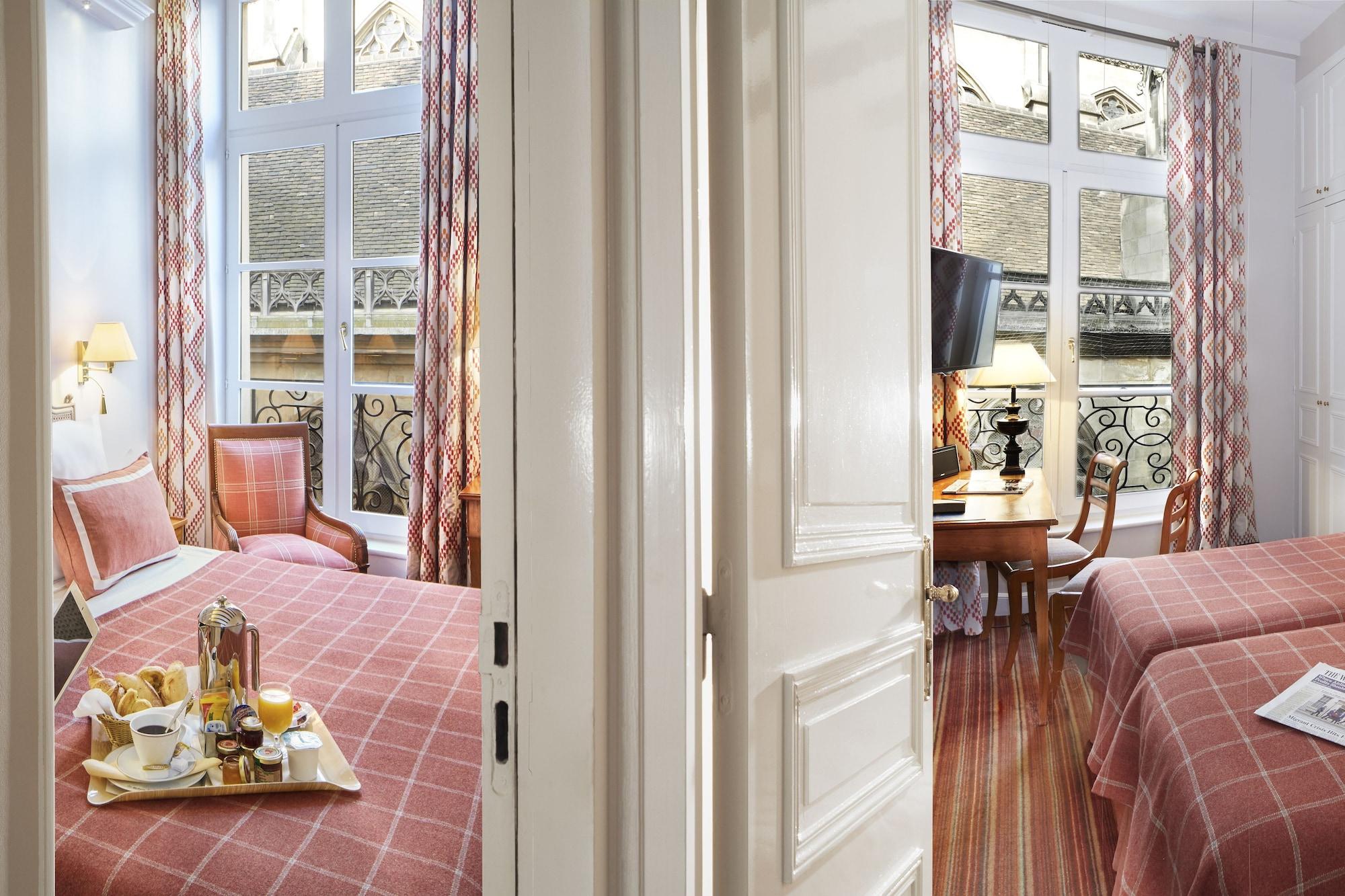 Relais Du Louvre Hotel 4*