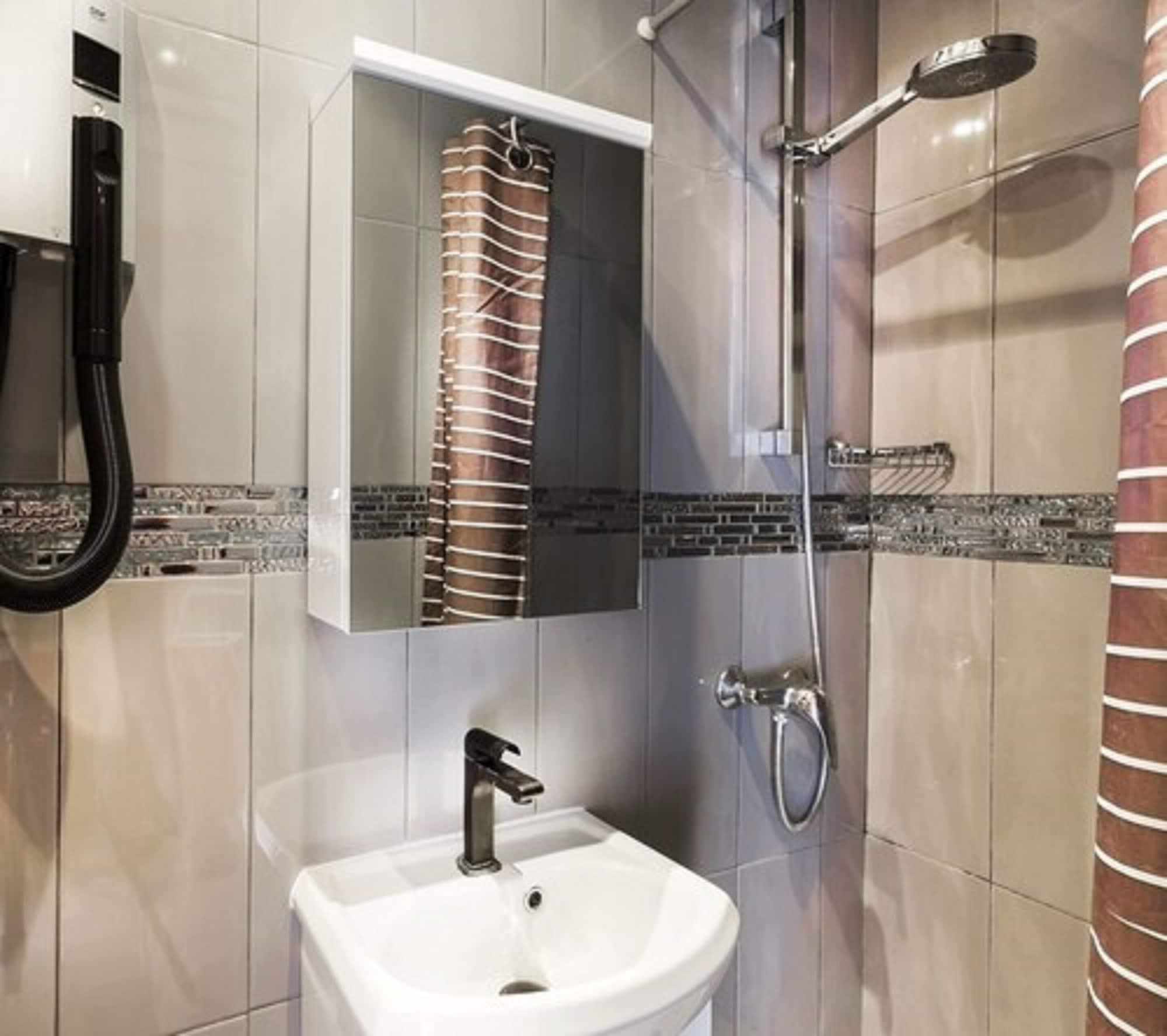 Hotel Maubeuge Gare Du Nord Paris