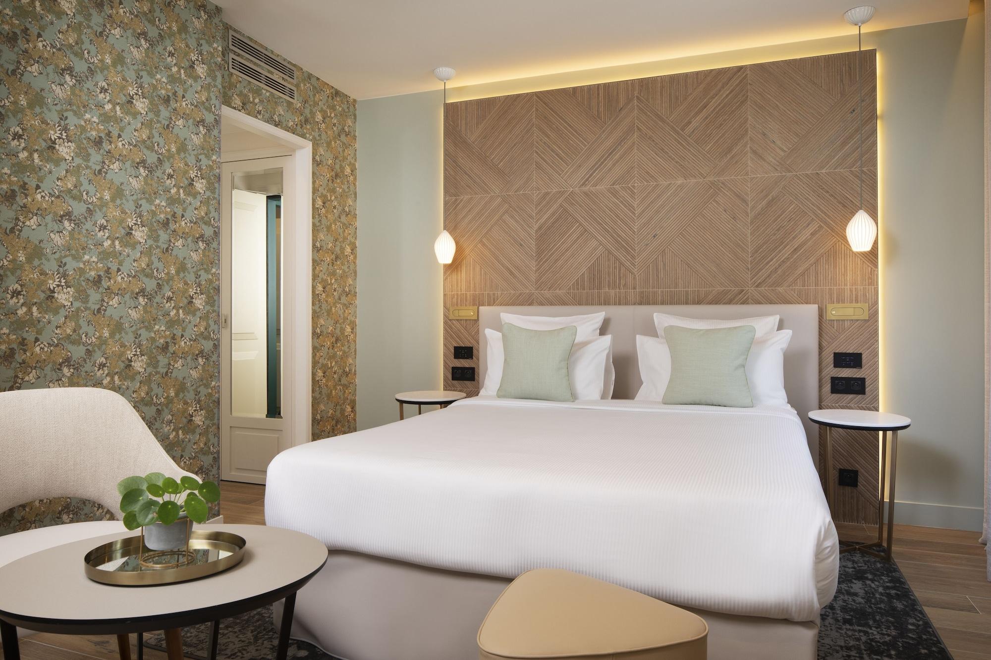 Des Champs-elysées Hotel Paris