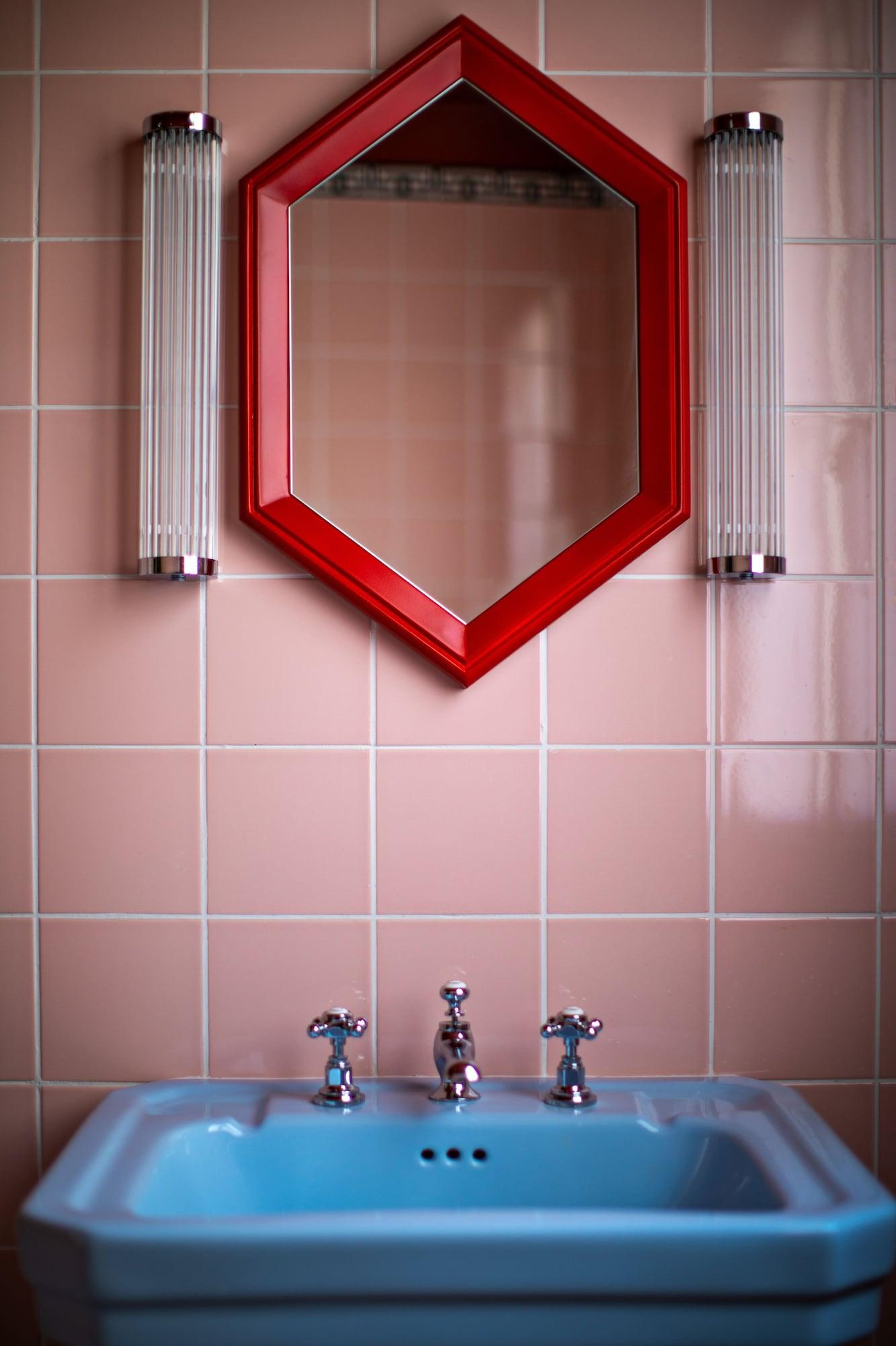 Les Deux Gares Hotel