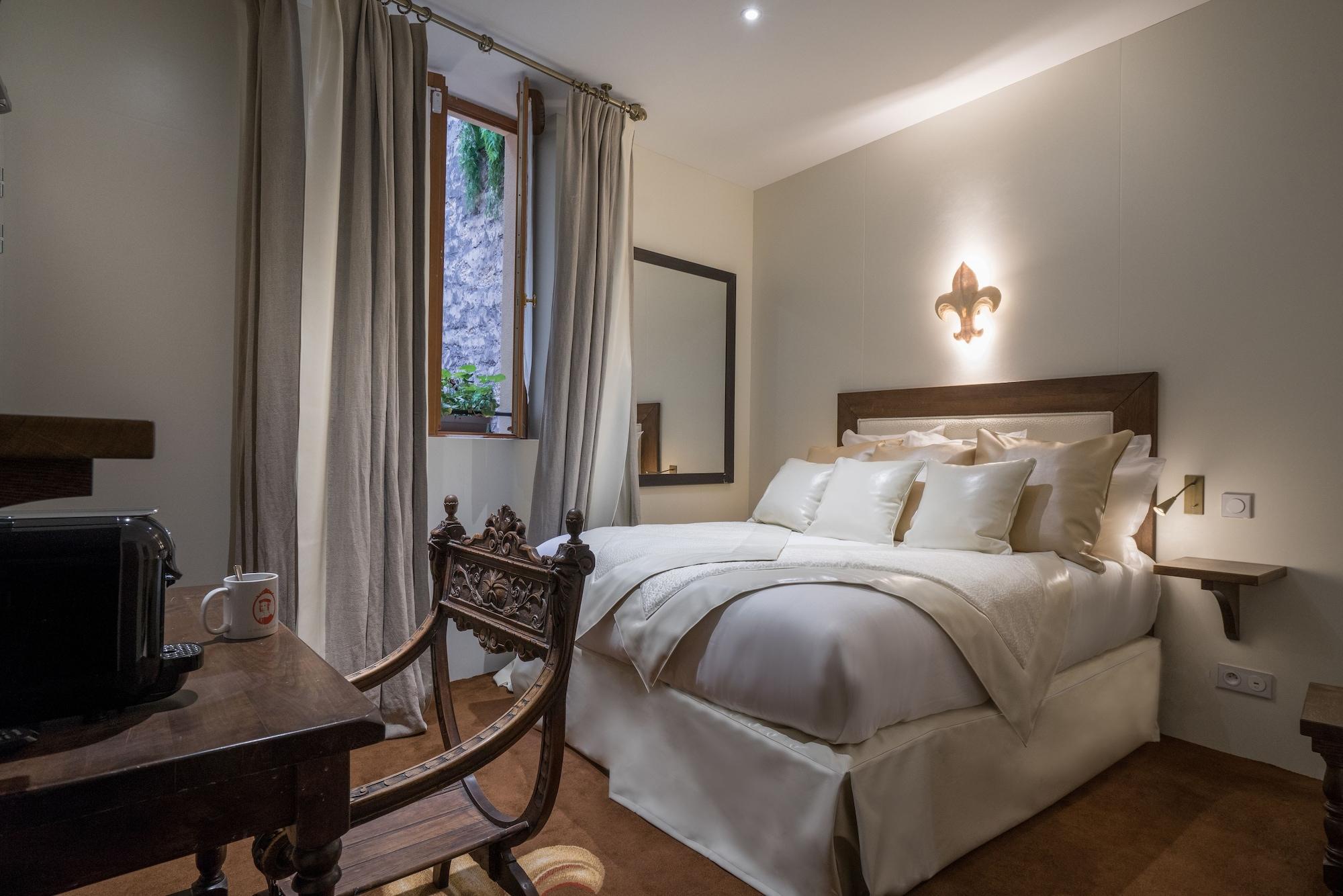 Le Temple De Jeanne Hotel Paris